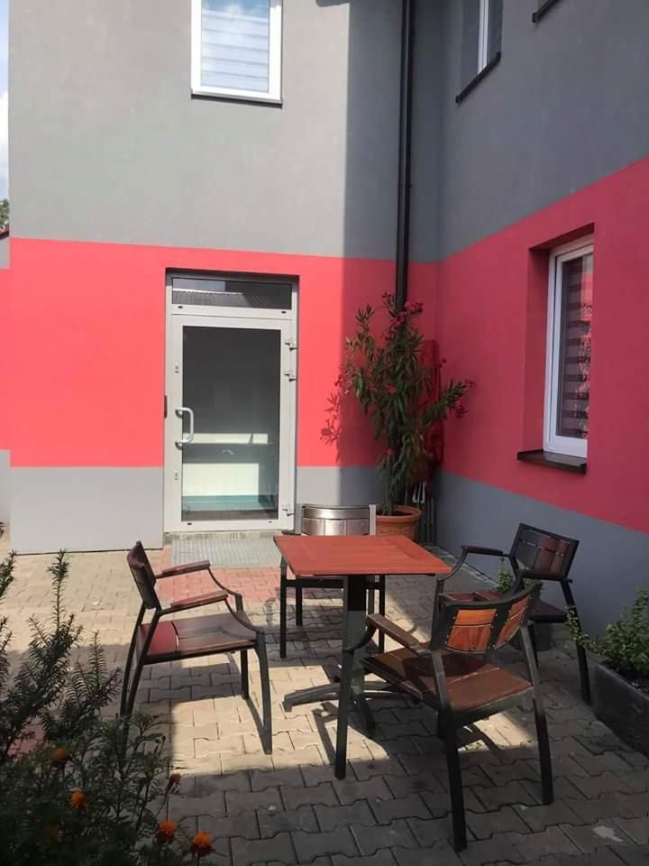 9. Hostel Baza