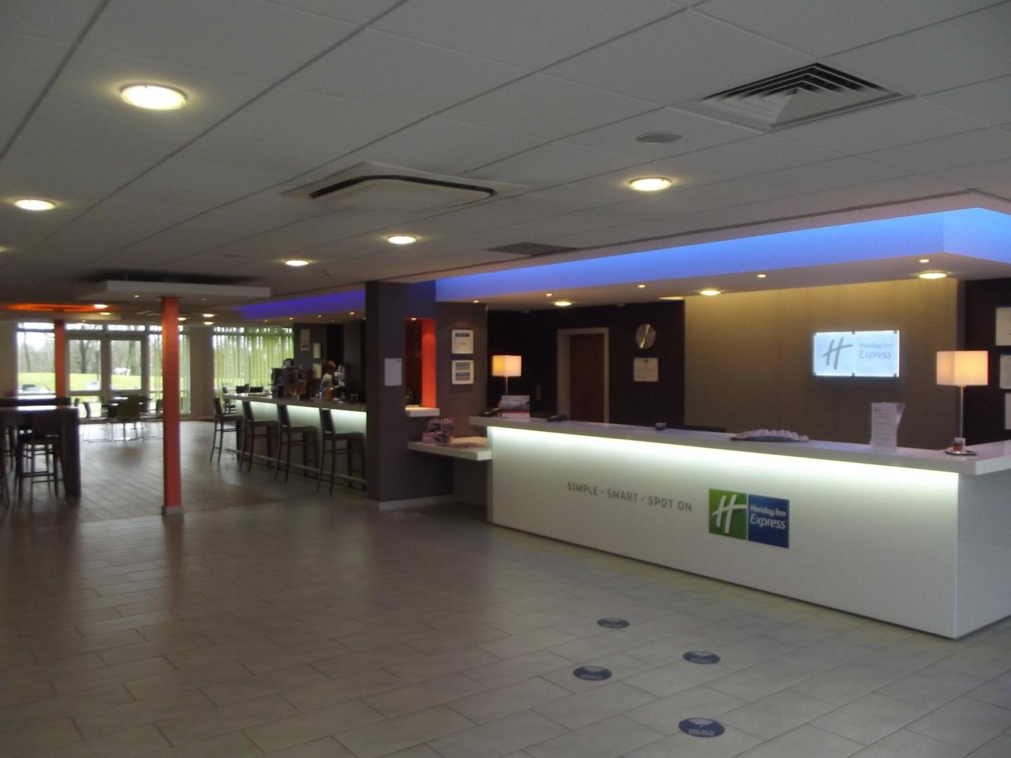 4. Holiday Inn Express Preston - South