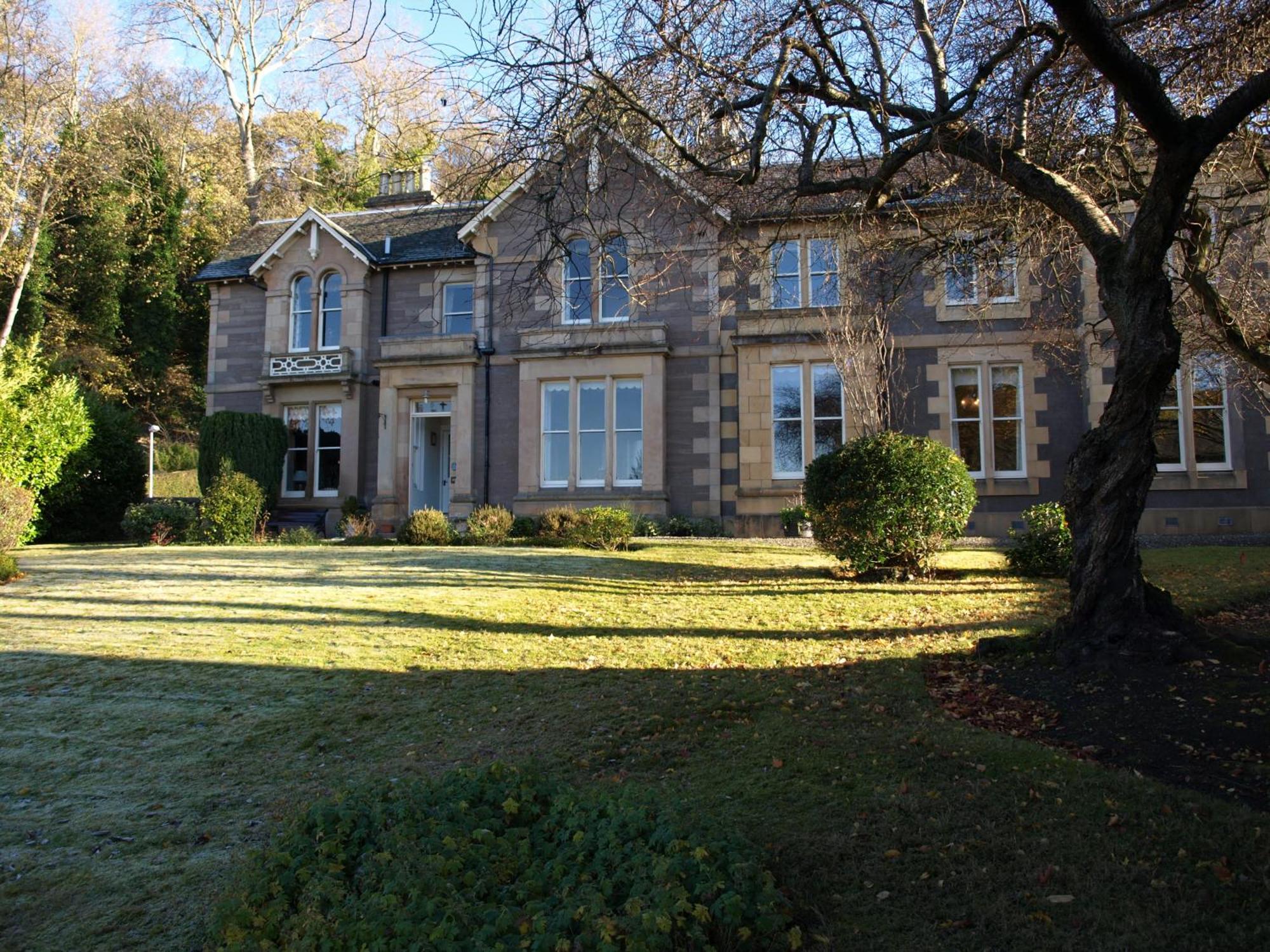 9. Sunbank House Hotel