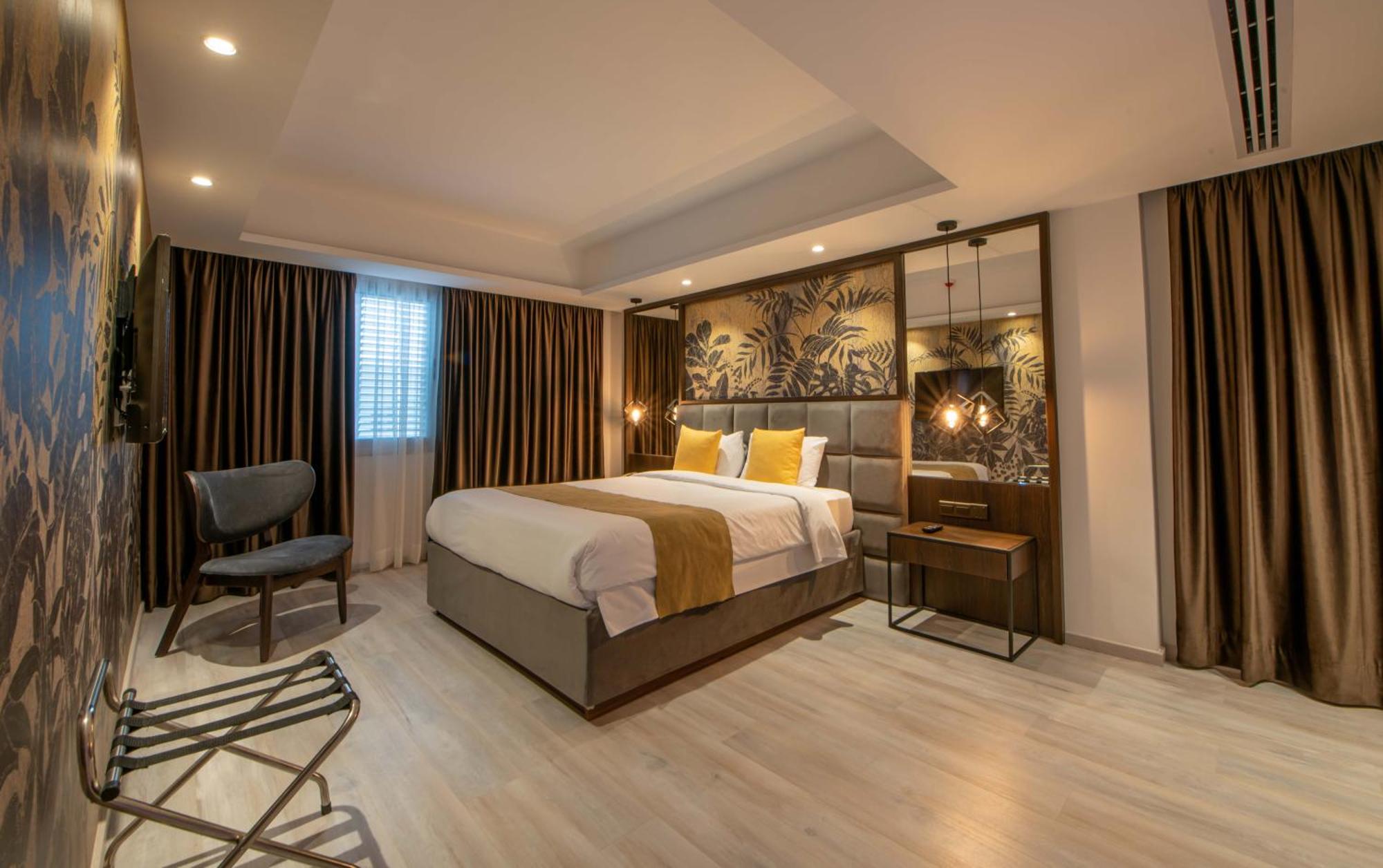 4. Almond Business Suites