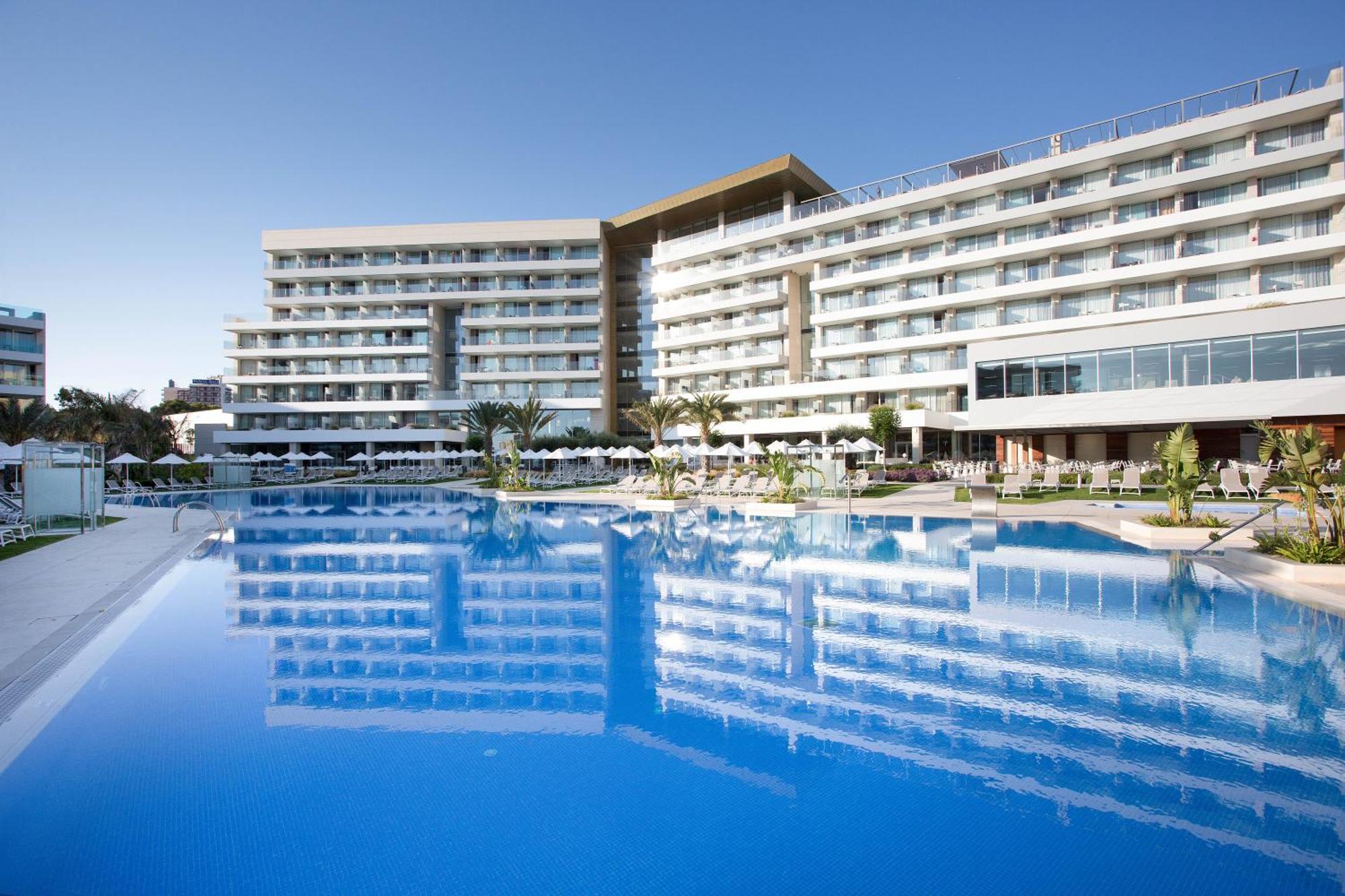 6. Hipotels Playa de Palma Palace