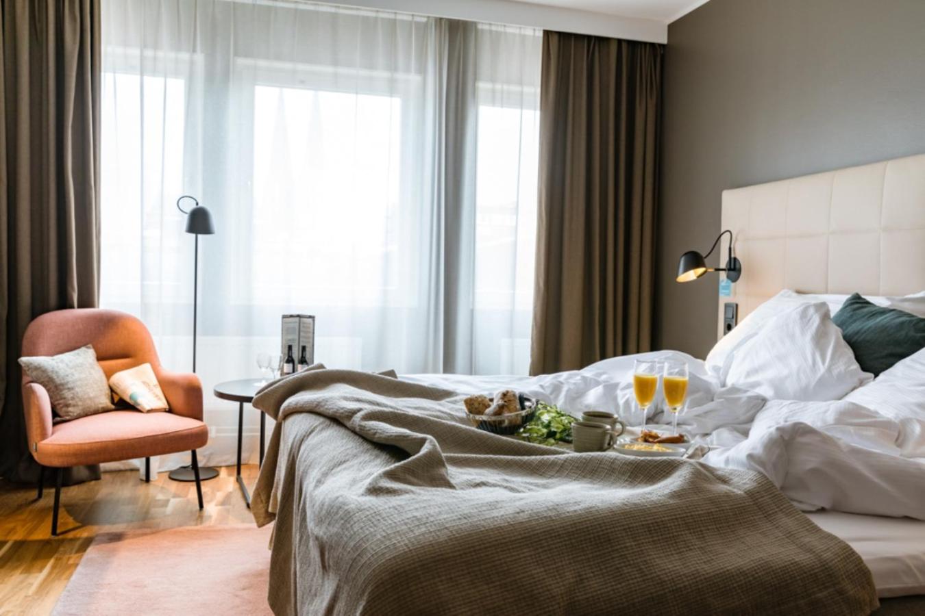 5. Clarion Hotel Gillet