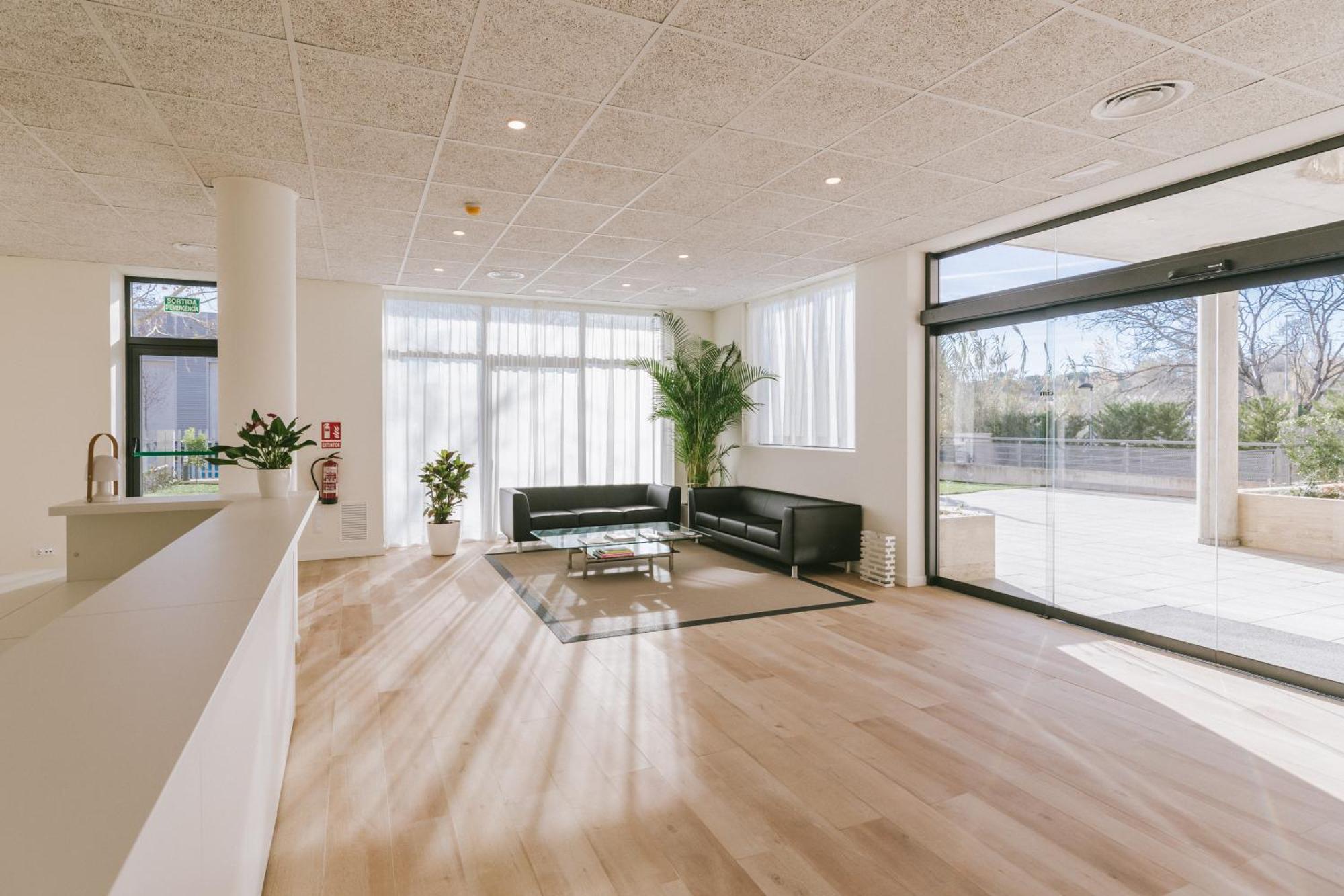 10. Cim Aparthotel