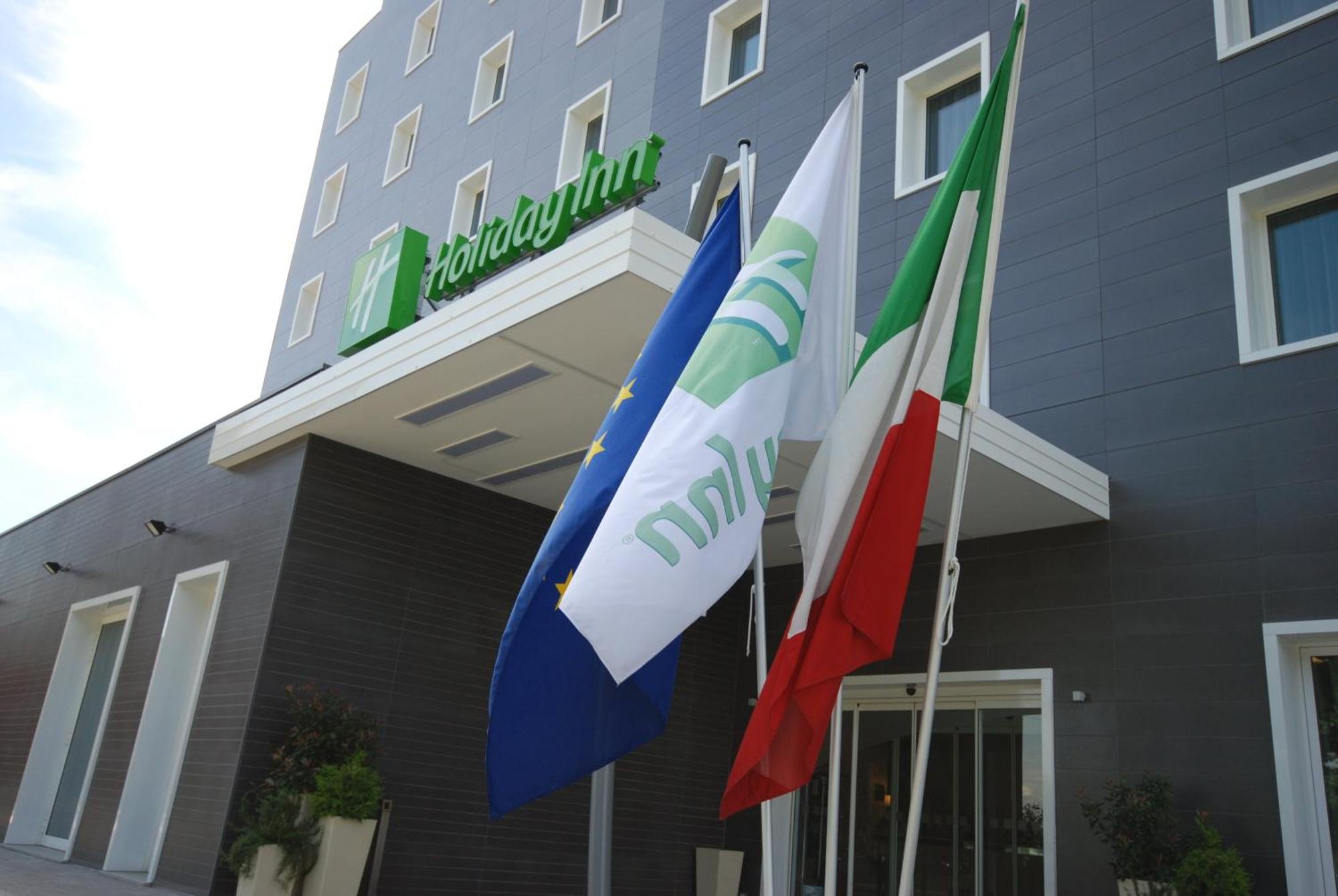 2. Holiday Inn Milan Nord - Zara