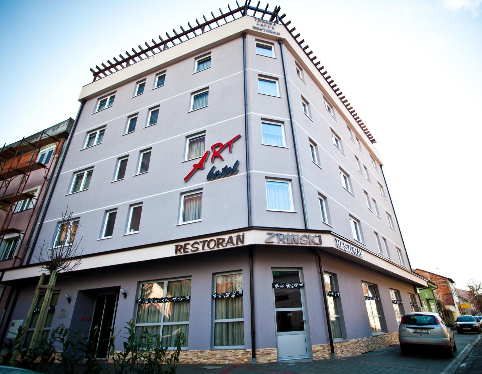 2. Art Hotel