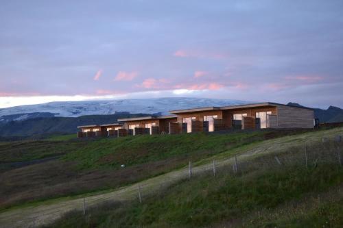 Black Beach Suites