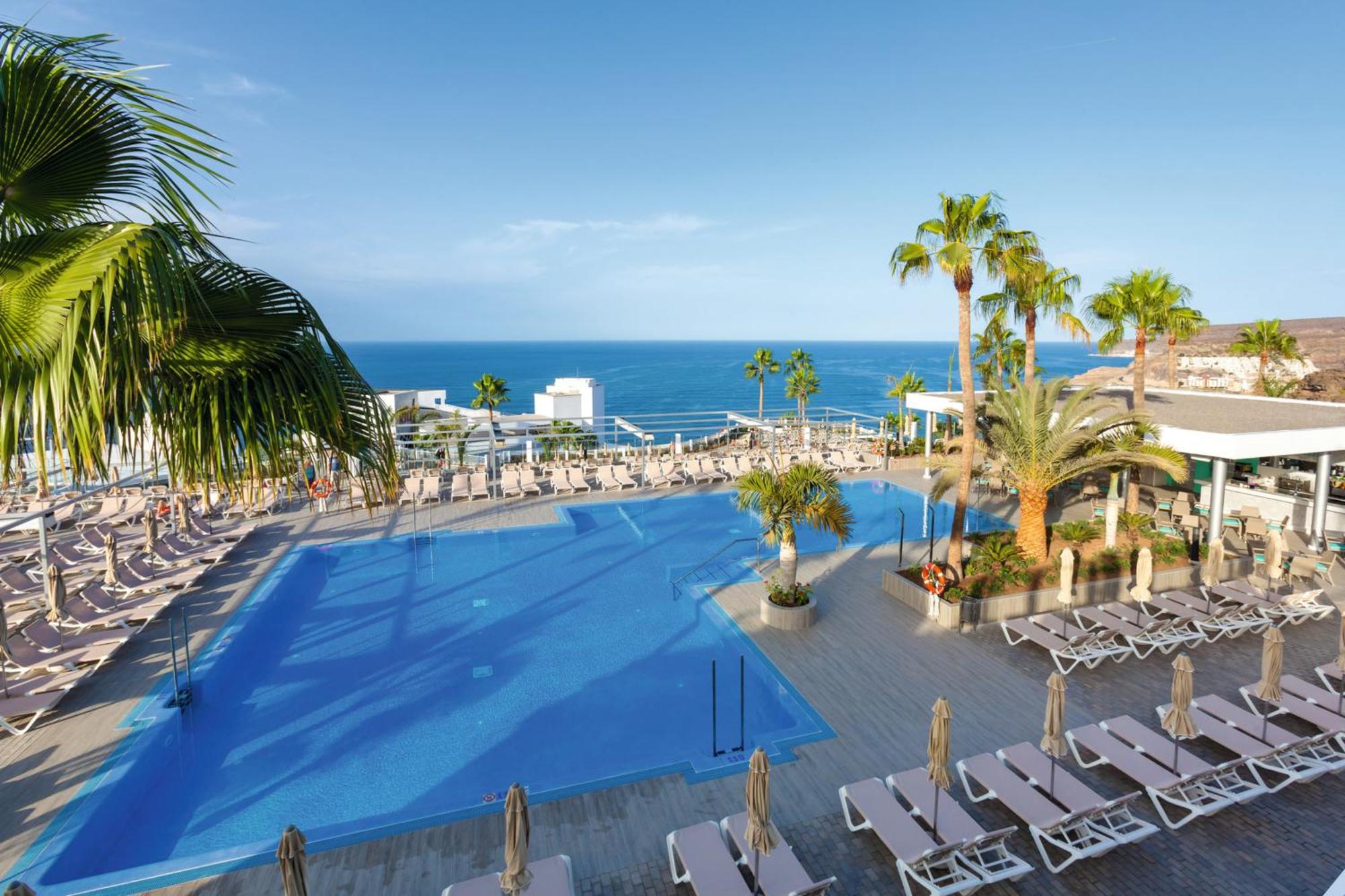 5. Terraza Amadores