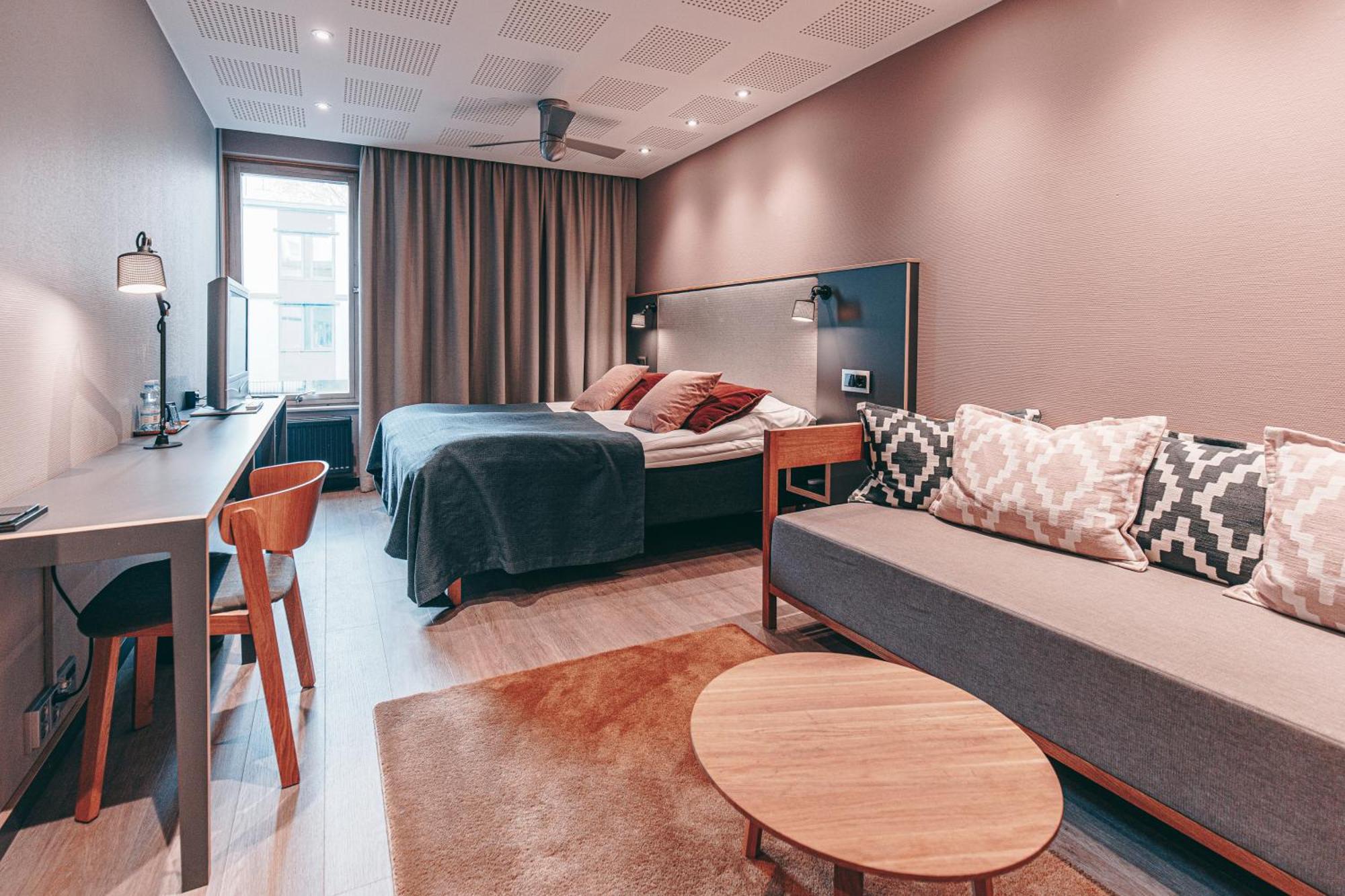 7. Centro Hotel