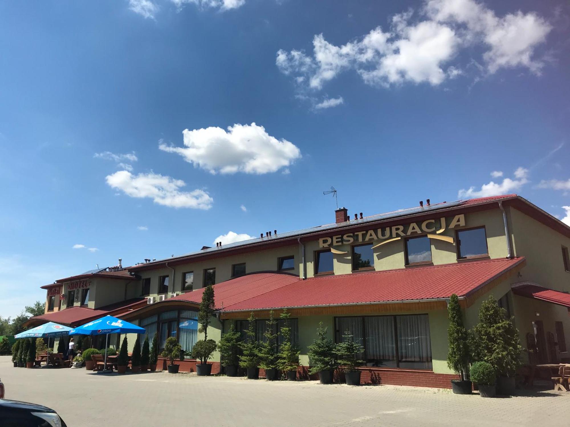 8. Motel Pintal