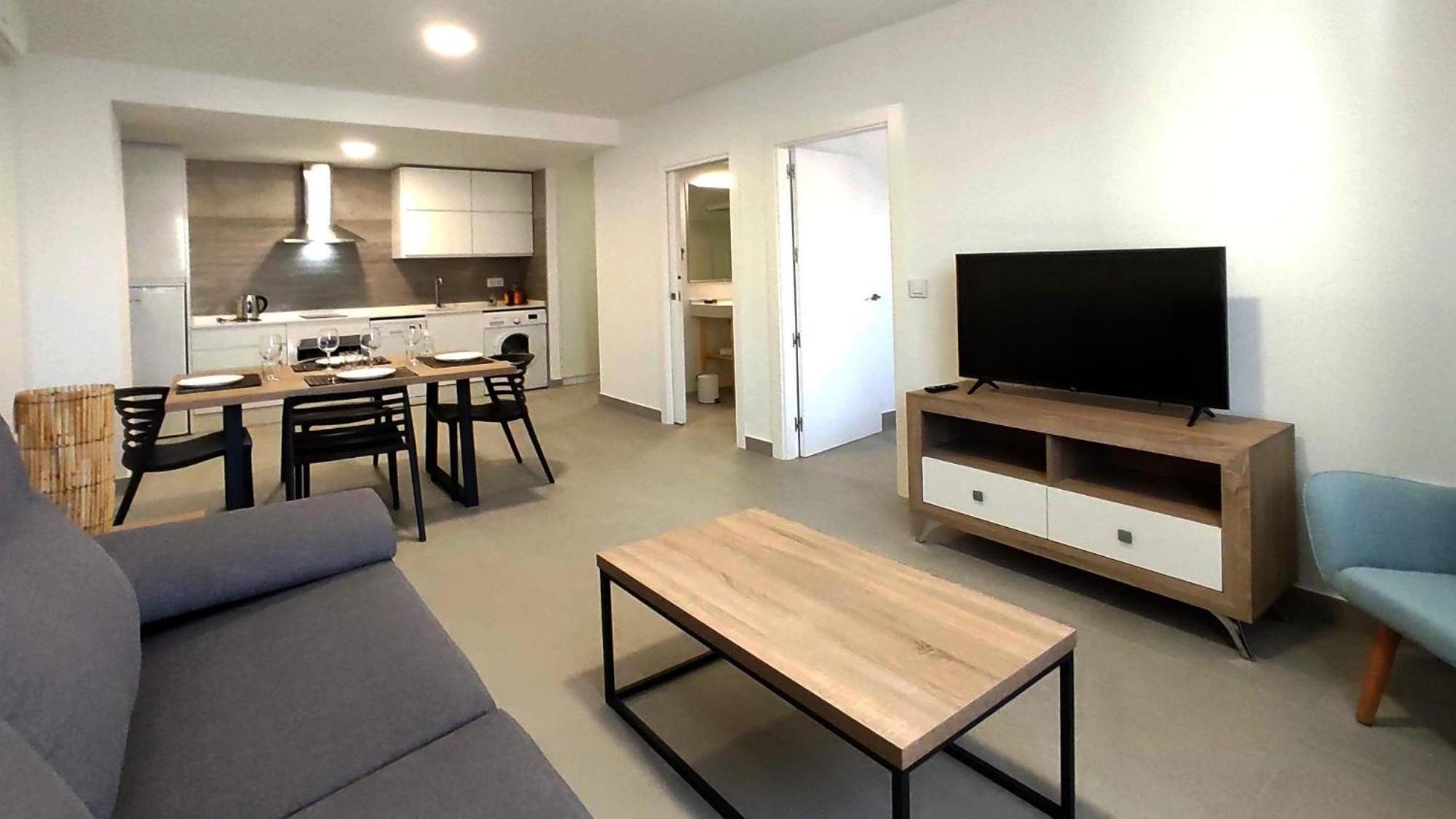 1. Apartamentos Lusitania