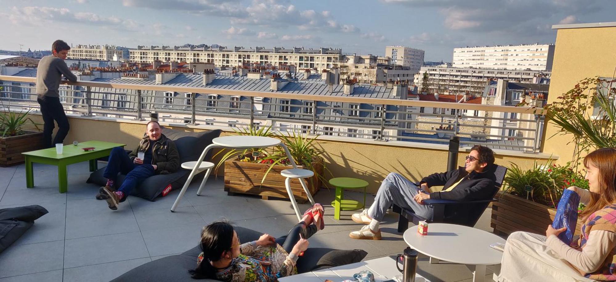 4. The People Hostel Paris 12