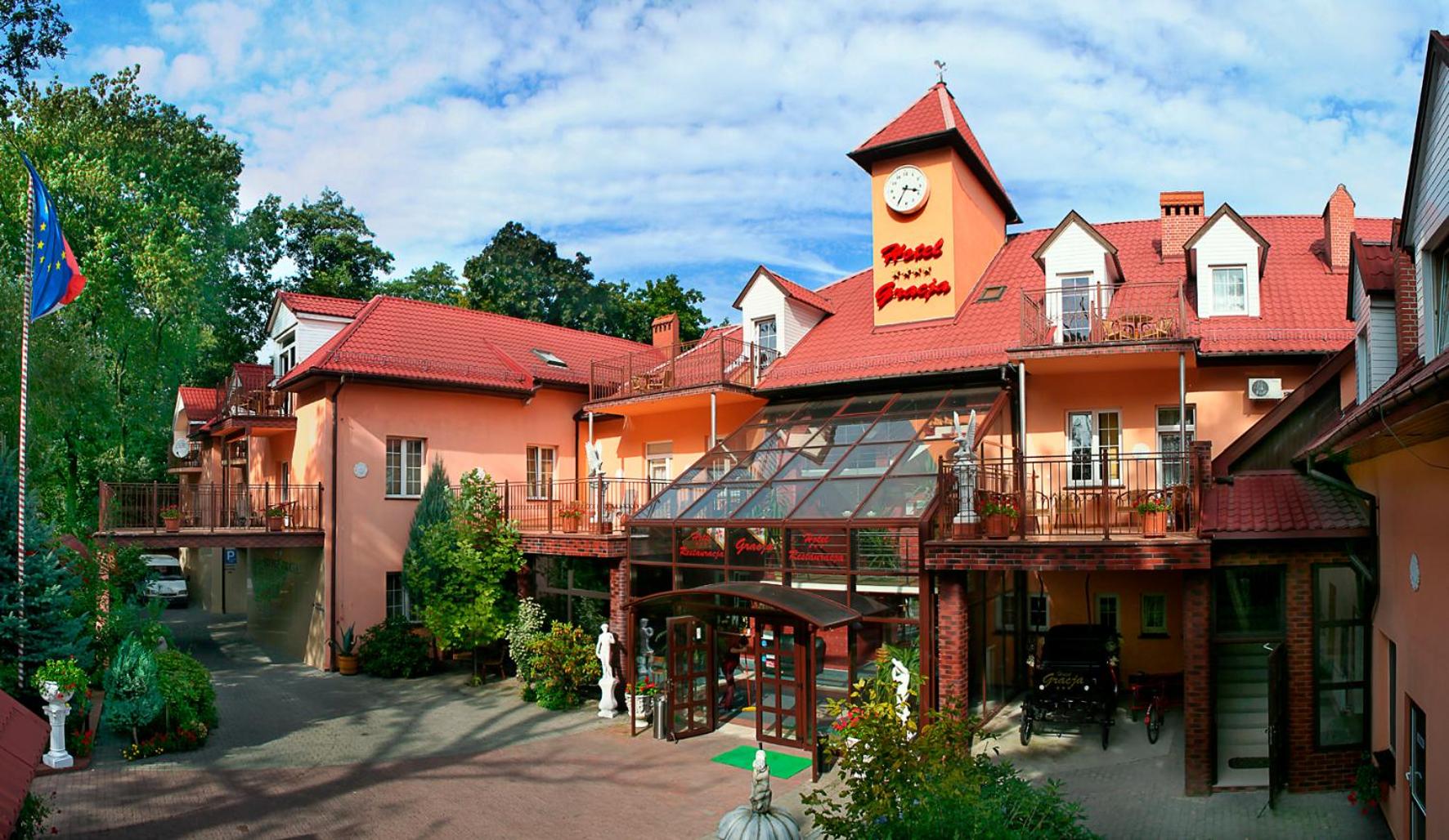 5. Hotel Gracja