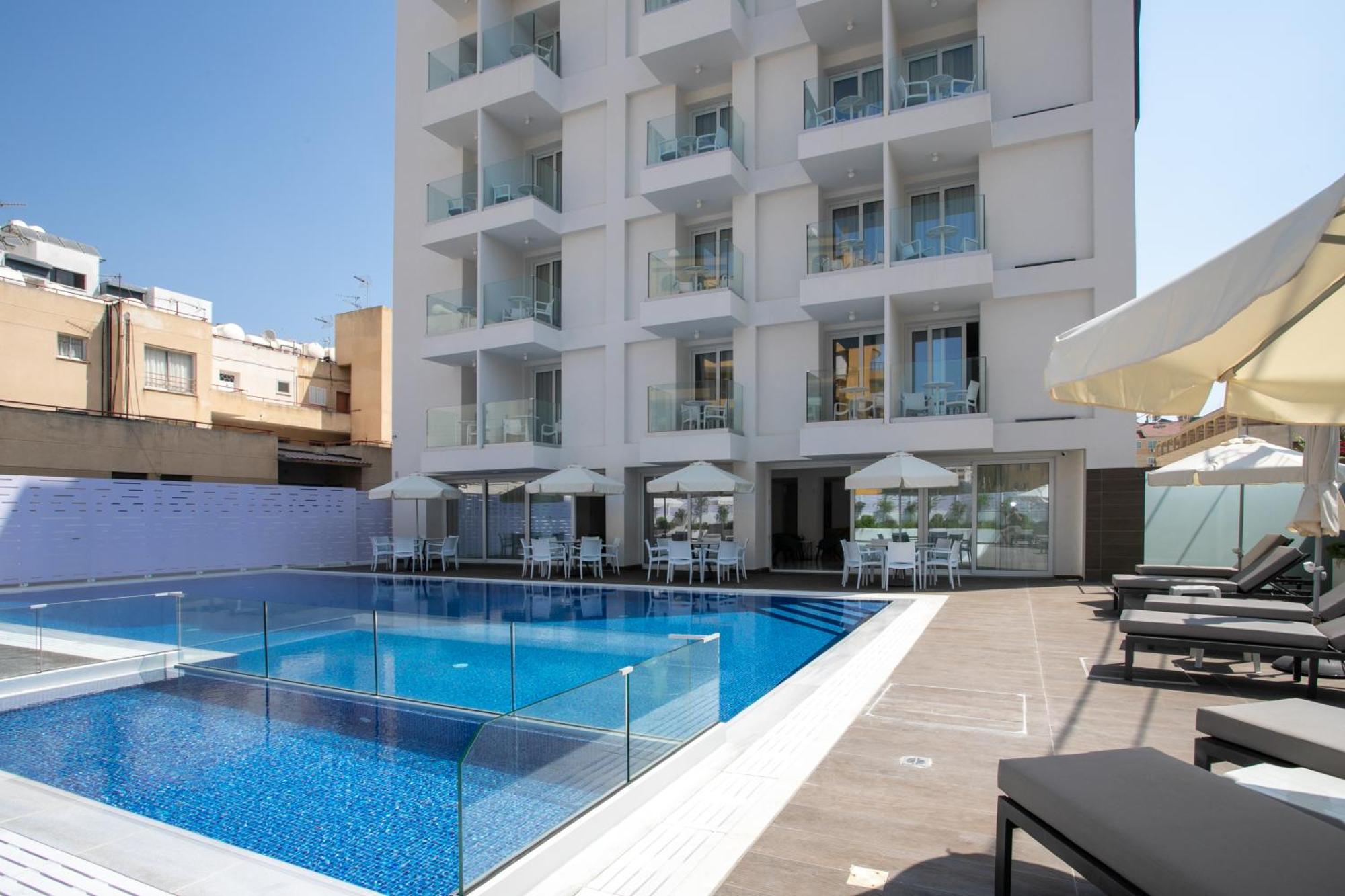 5. Best Western Plus Larco Hotel