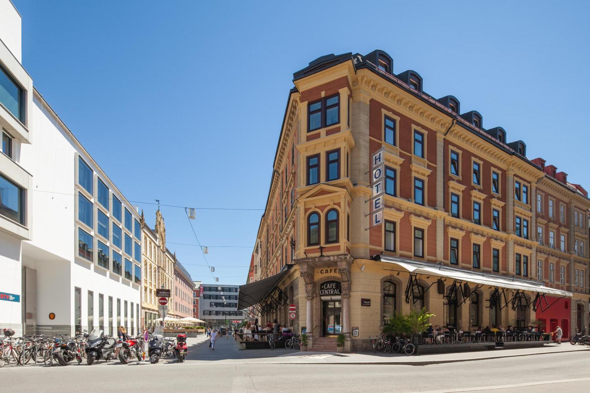 7. Hotel Cafe Central