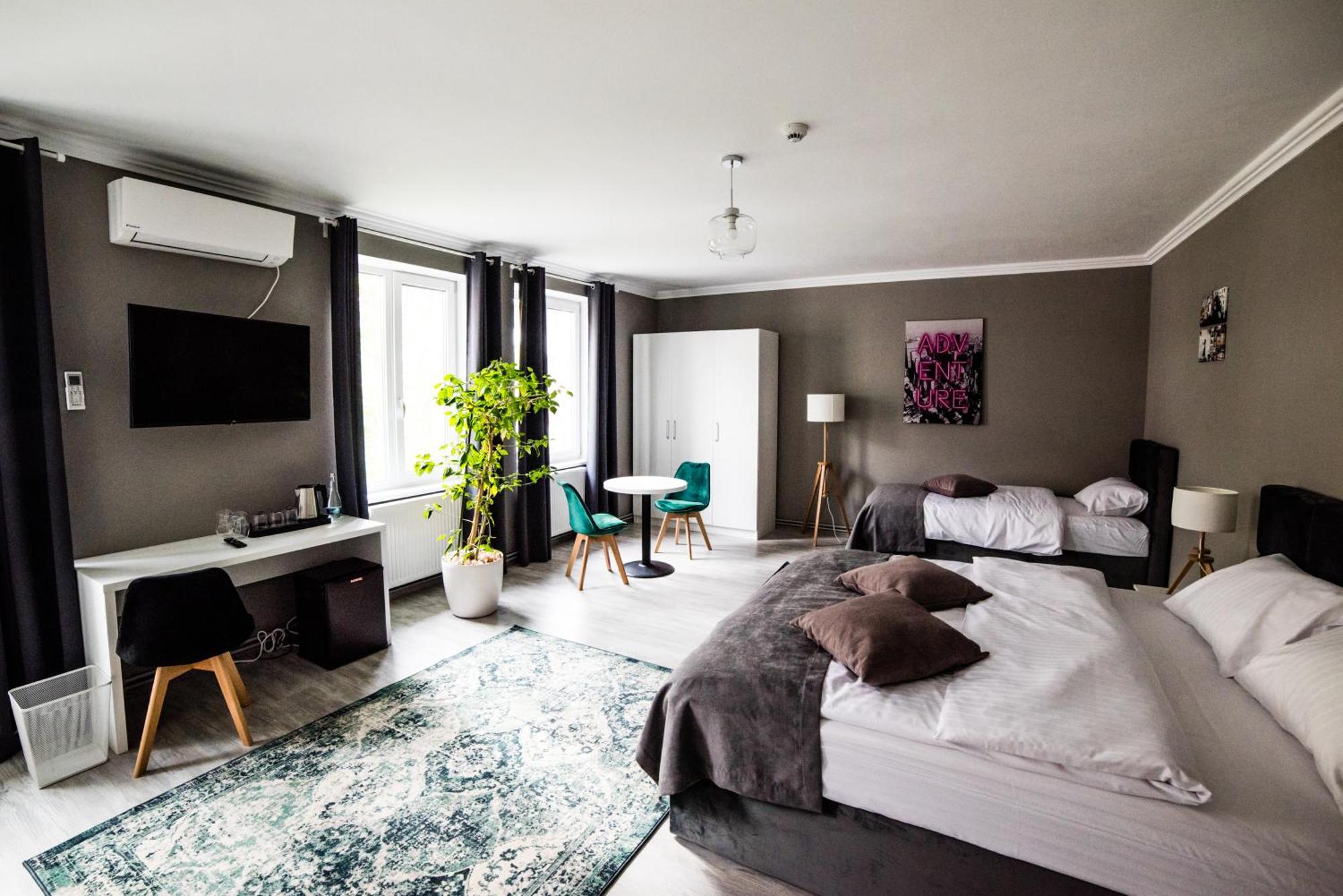 10. URBAN BUDGET HOTEL