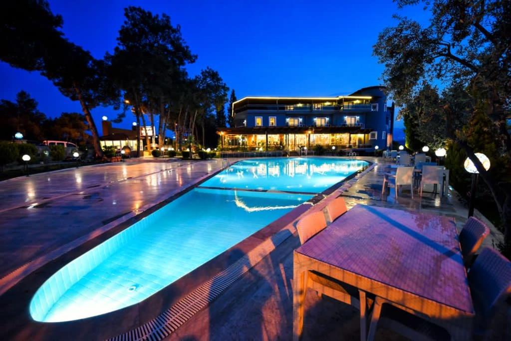 2. Pamukkale White Heaven Suite Hotel