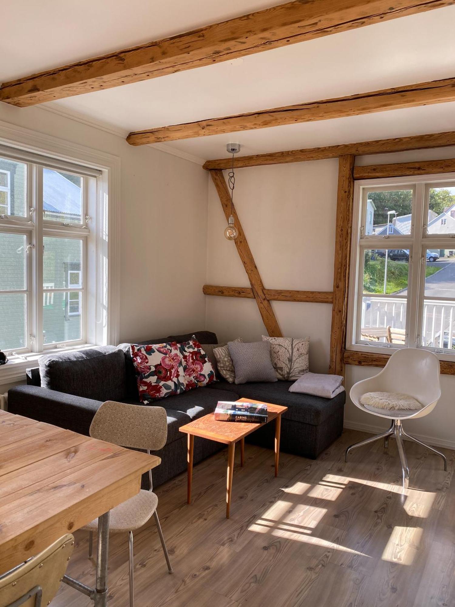 老城区豪华公寓阿克雷里(Old Town Luxury Apartment Akureyri)