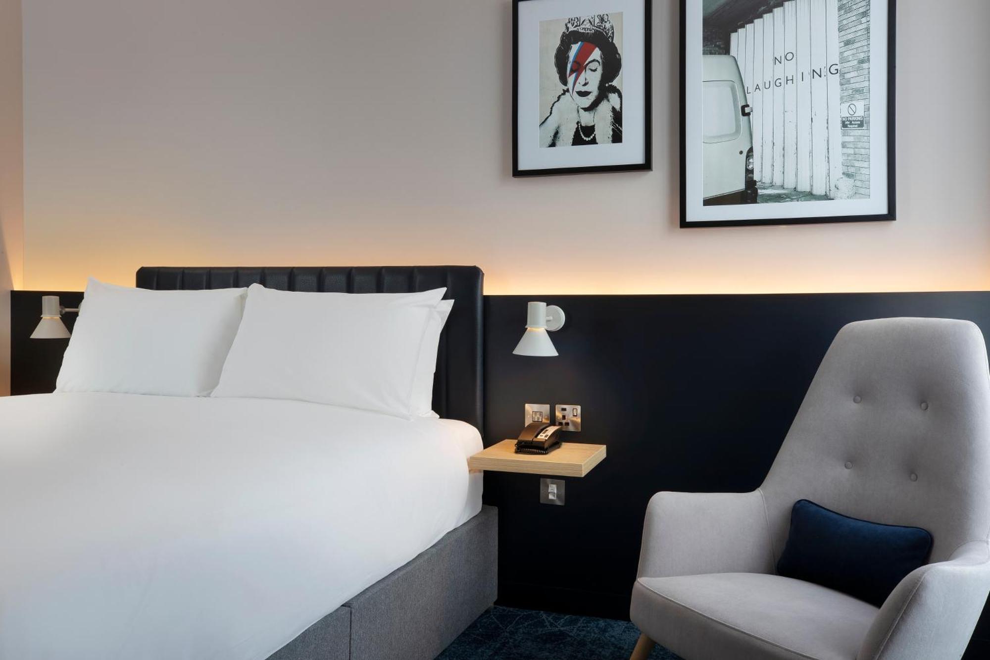 2. Leonardo Hotel Bristol City