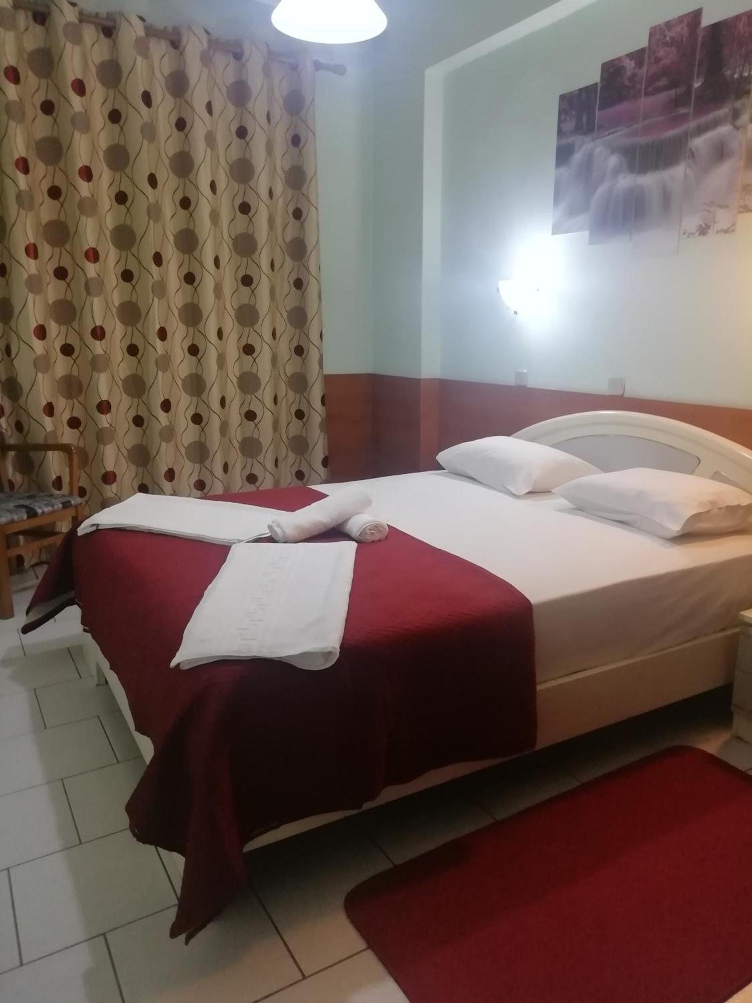 3. Hotel Elena
