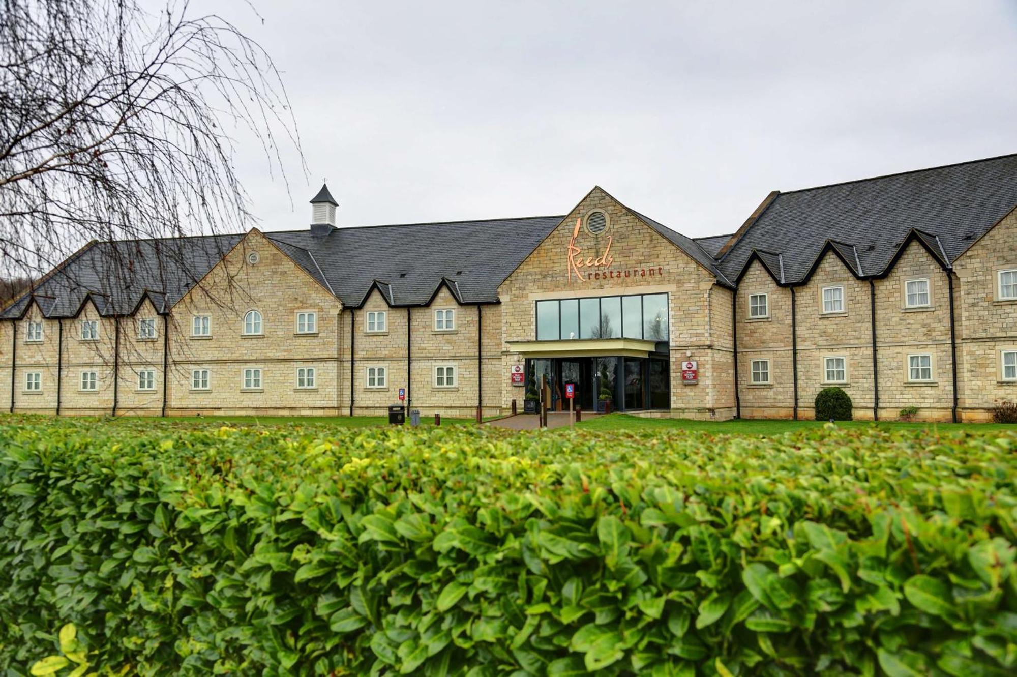 8. Pastures Lodge & Hotel