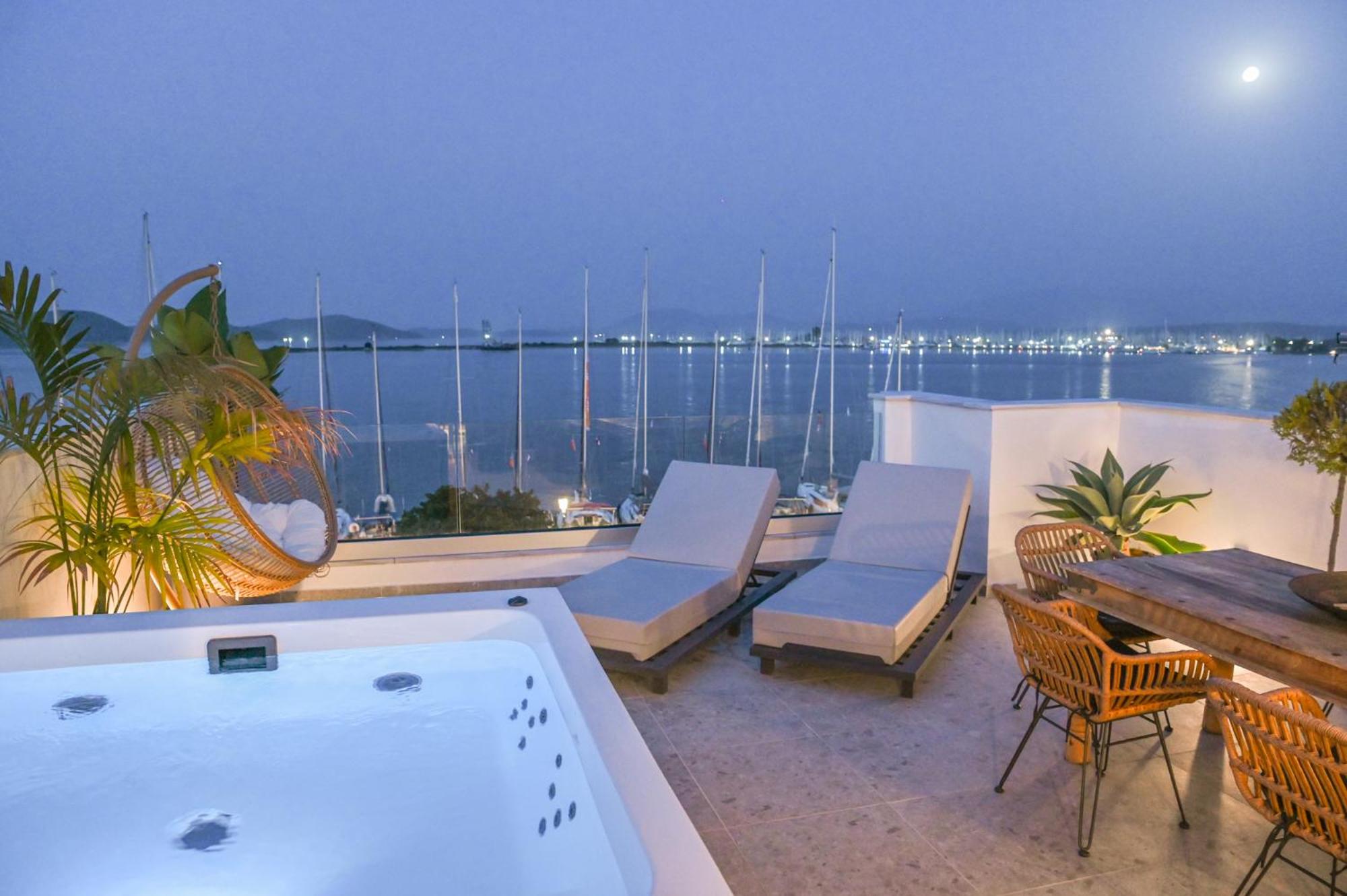 8. Sofita Hotel