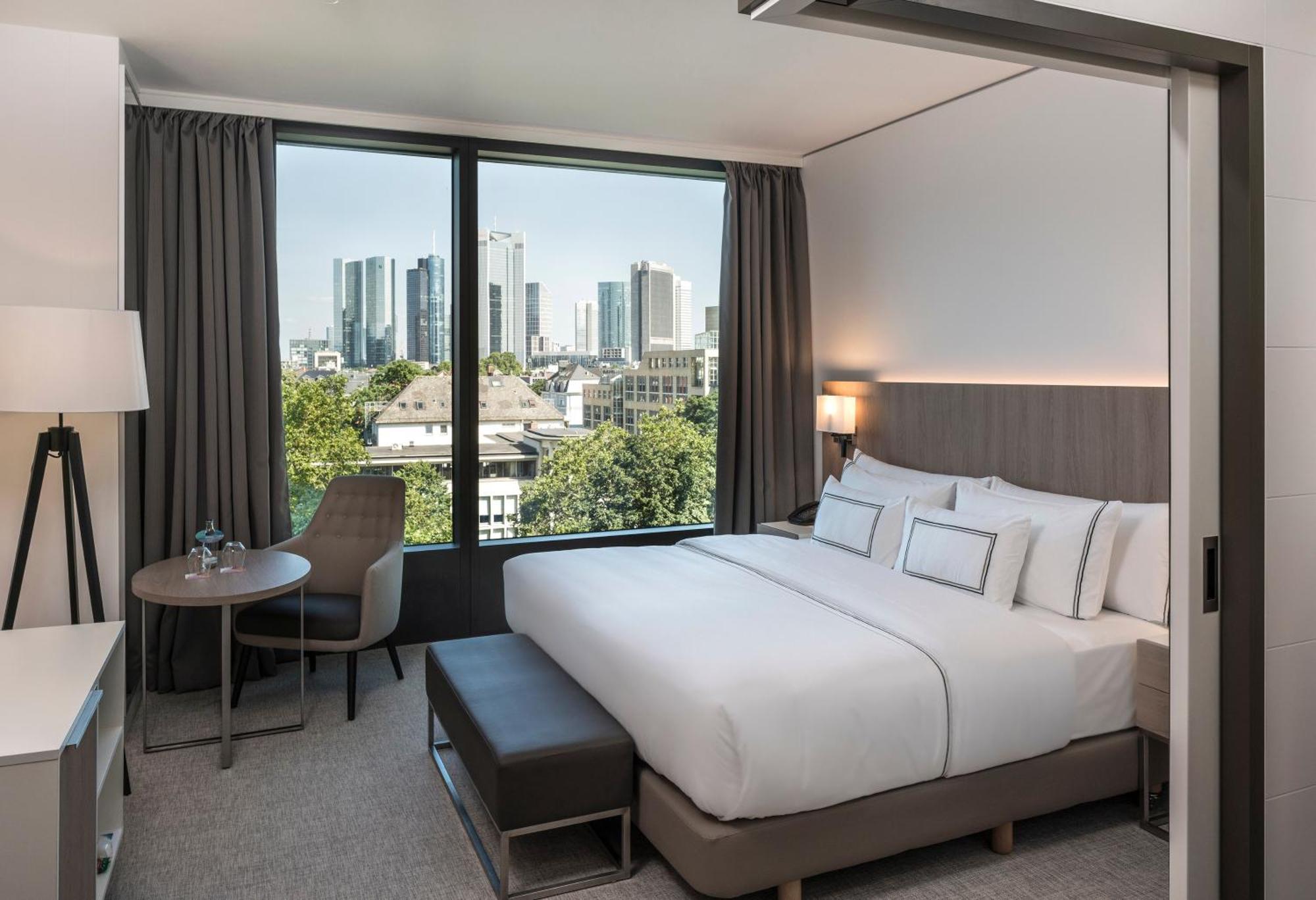 4. Meliá Frankfurt City