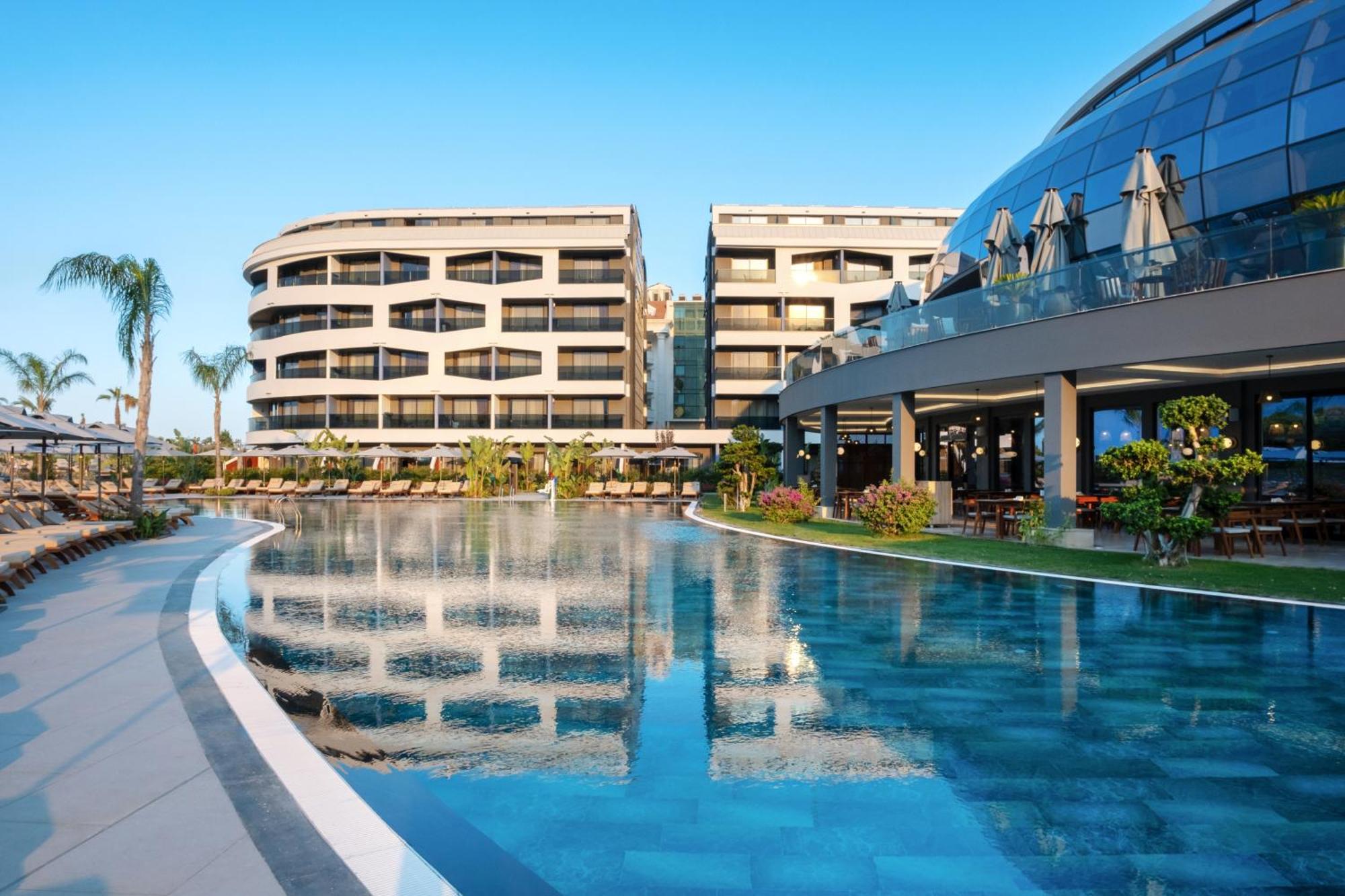 9. Liu Resorts