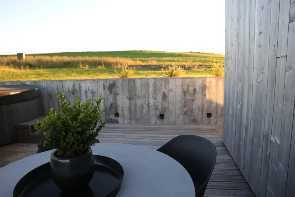 乌尔里达瀑布旅舍(Urriðafoss Waterfall Lodges)