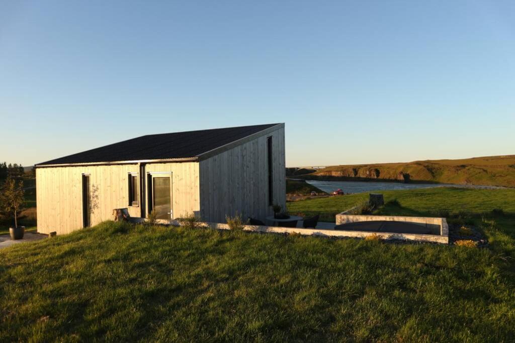 乌尔里达瀑布旅舍(Urriðafoss Waterfall Lodges)