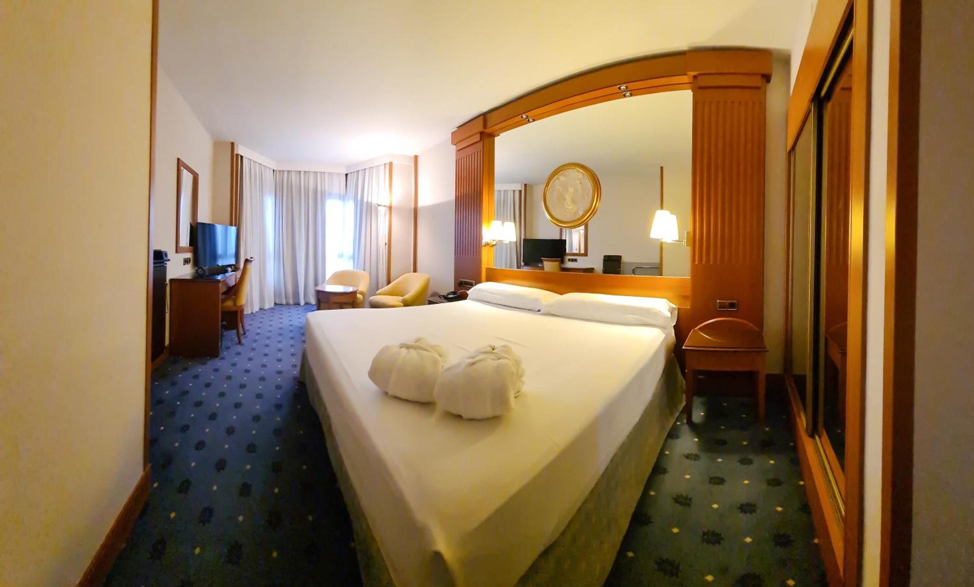6. Hotel F&G Logroño