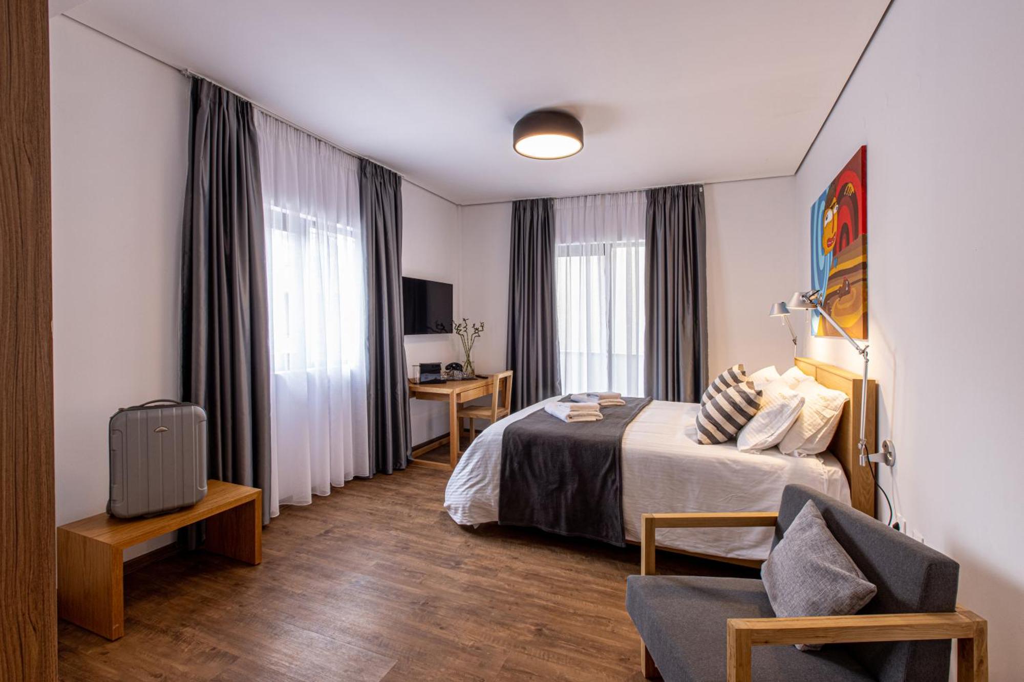 10. Saint George Hotel Rooms