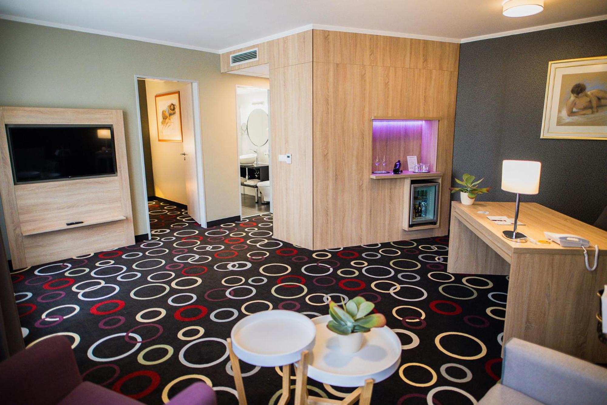 3. Garden Hotel Wellness Es Konferencia