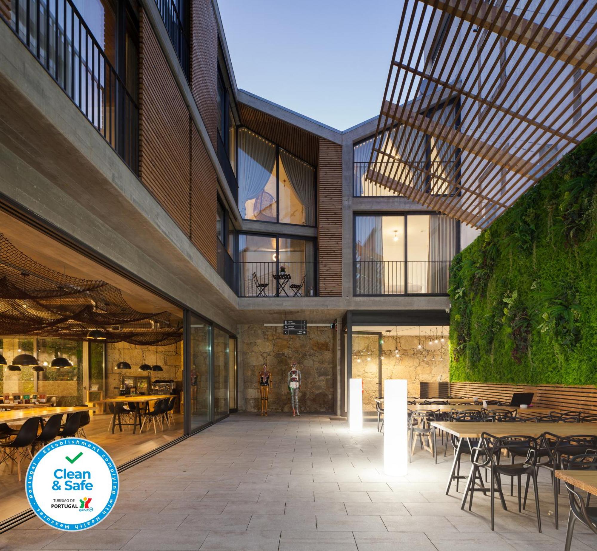 5. 7g Roaster Apartments