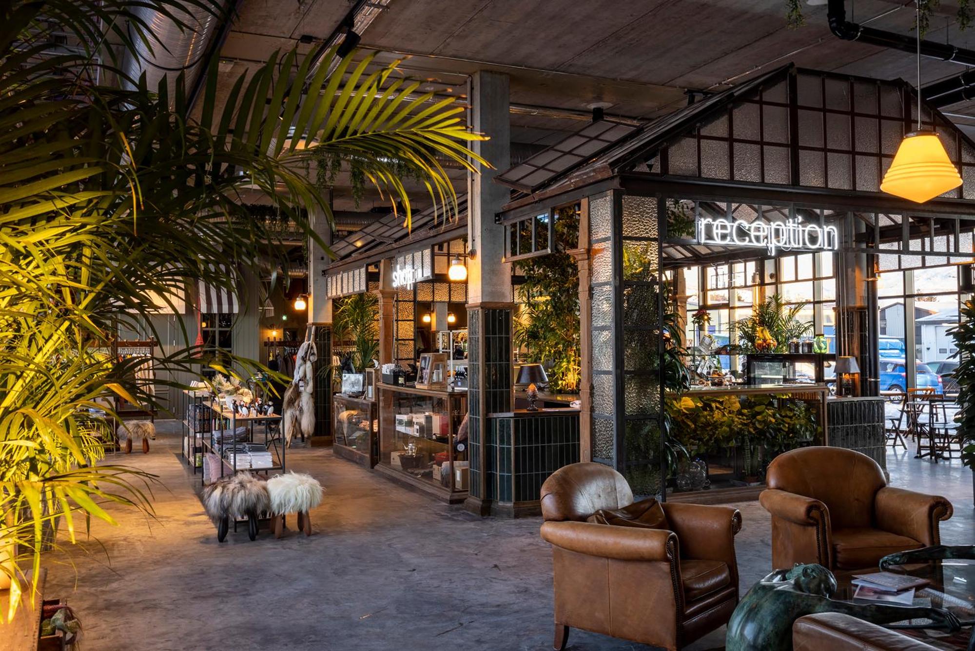 温室酒店 | The GreenHouse Hotel