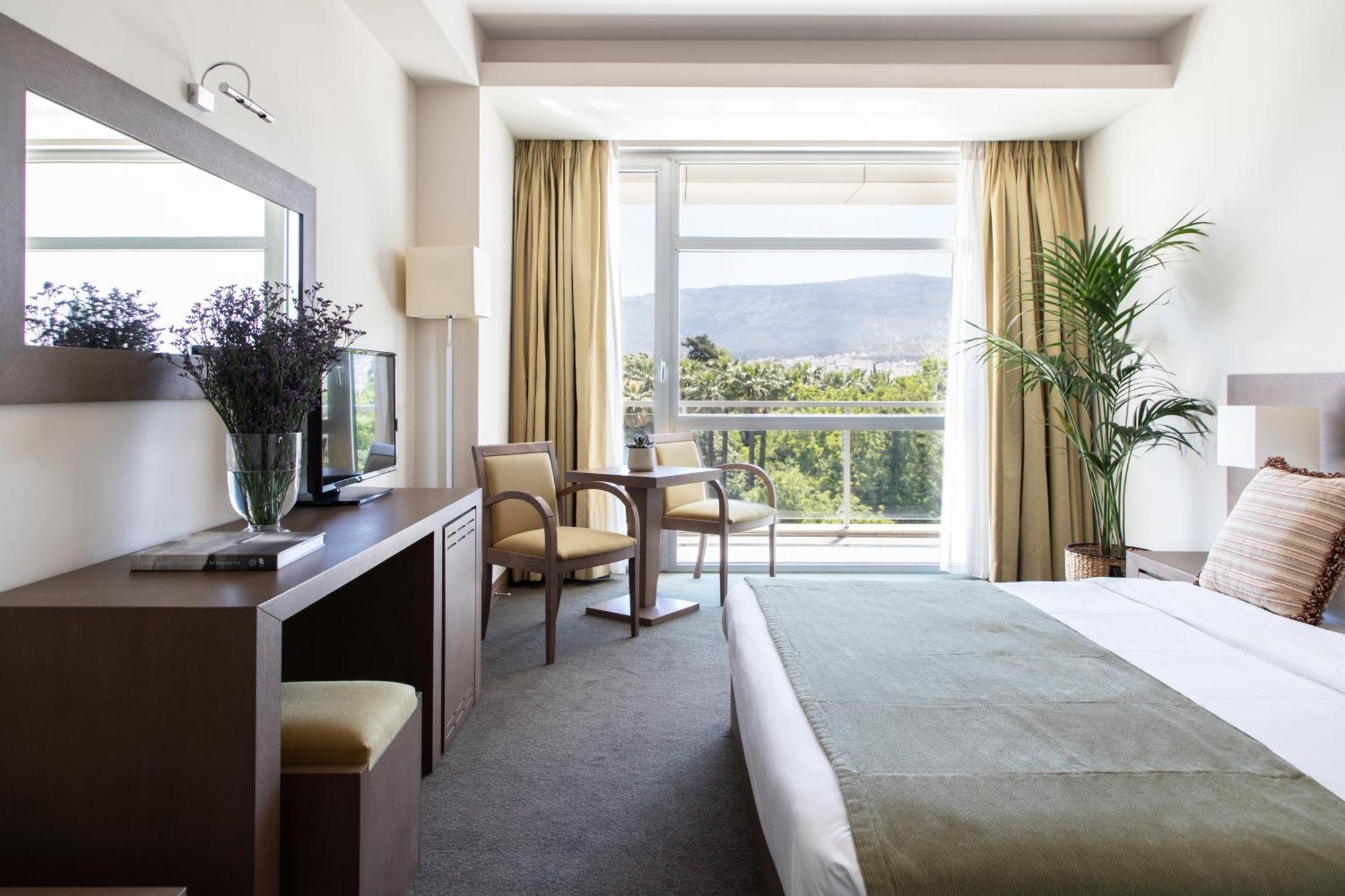 4. Hellenic Hospitality House