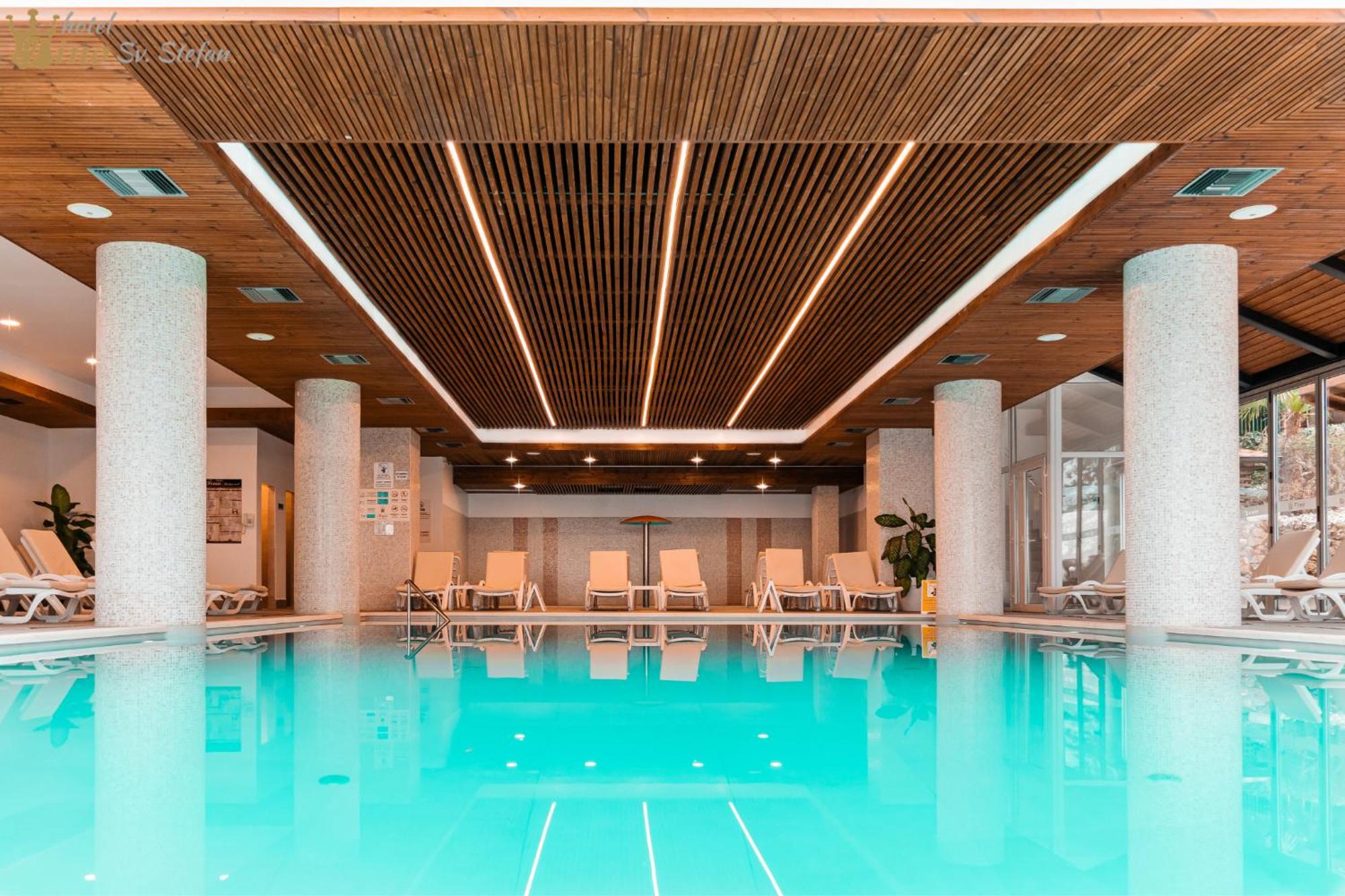 5. Hotel Tino Sveti Stefan