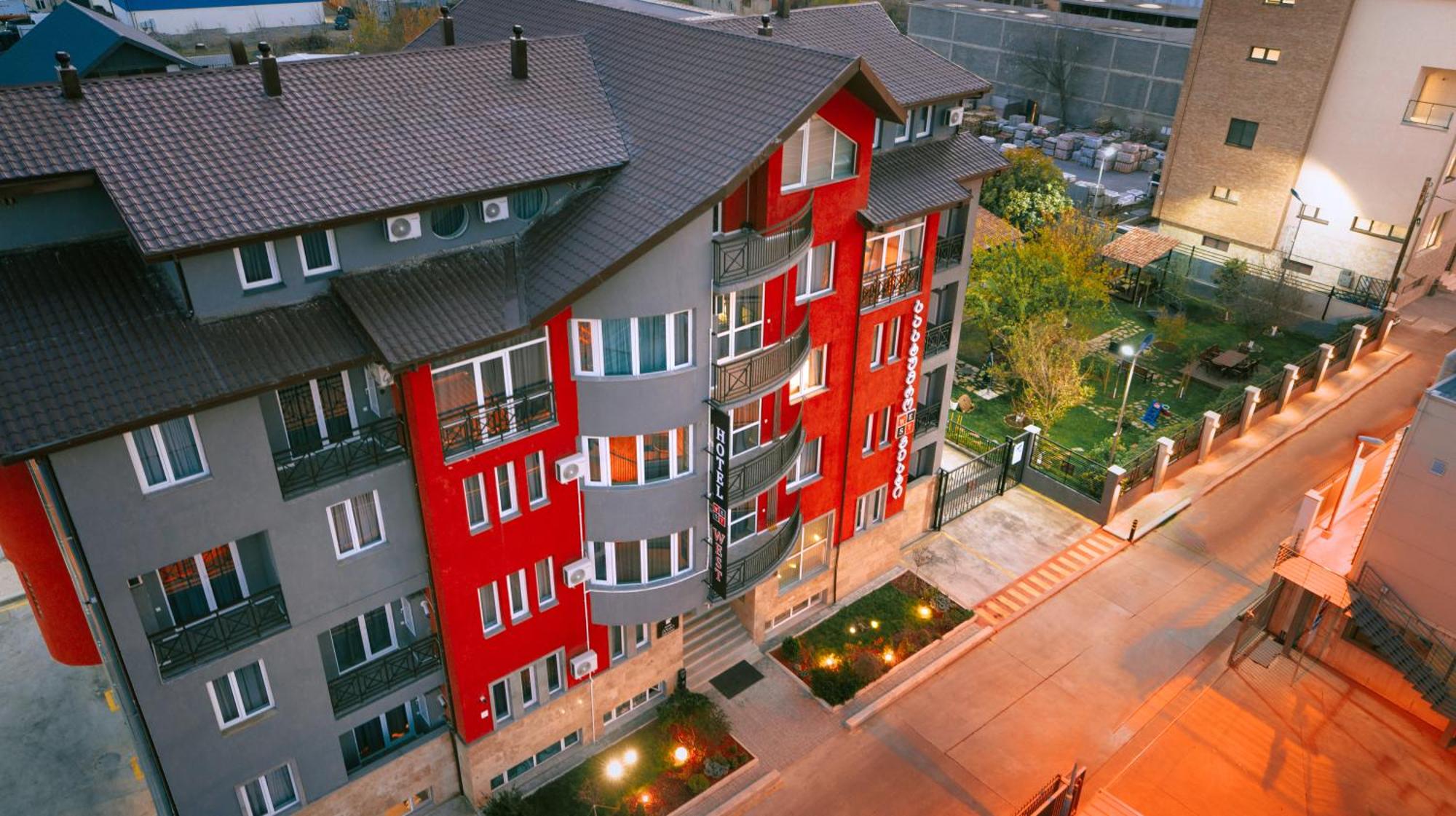 7. Bazzar Boutique Hotel