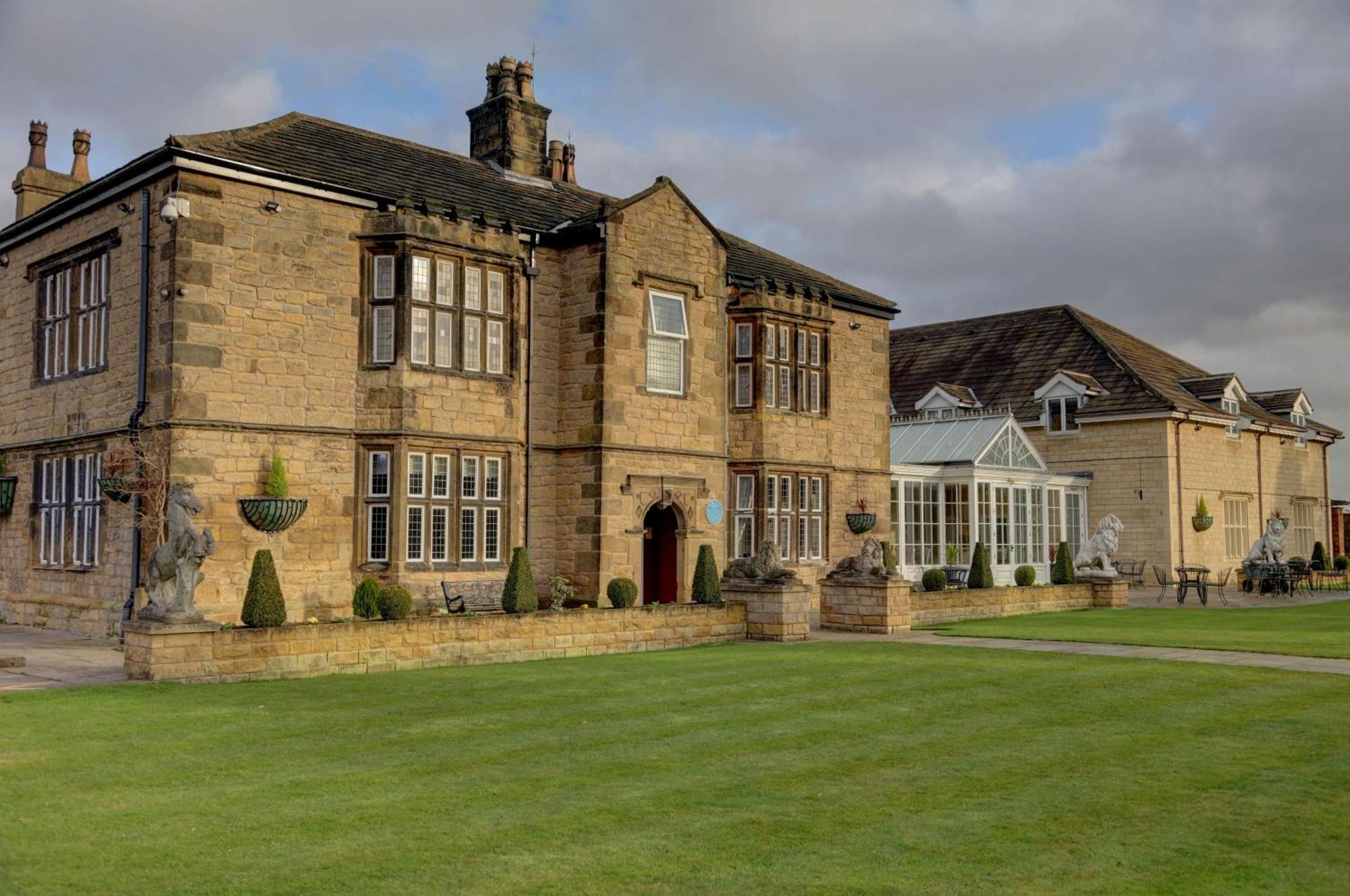 2. Rogerthorpe Manor Hotel, BW Signature Collection, Pontefract