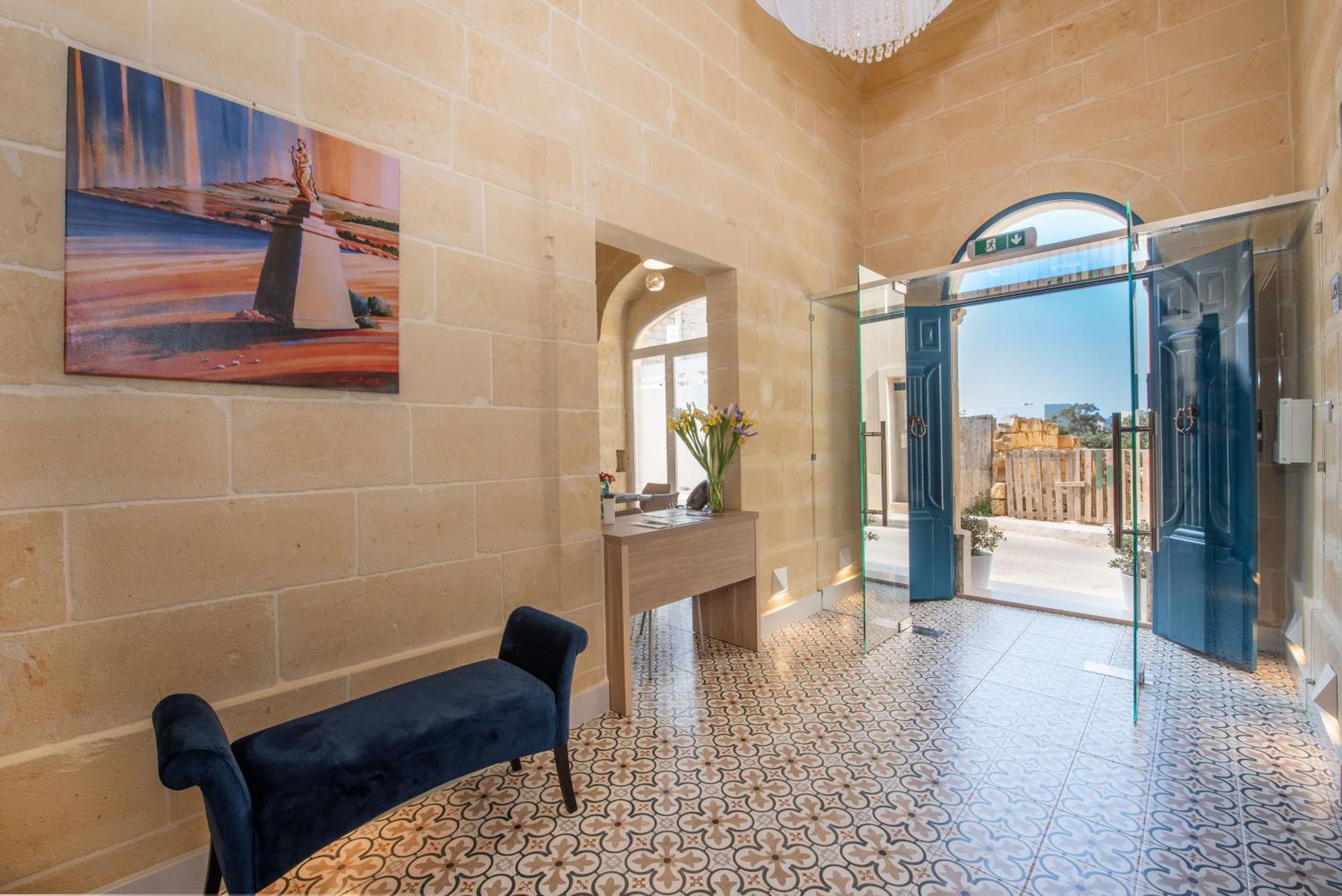 3. Georges Boutique Living