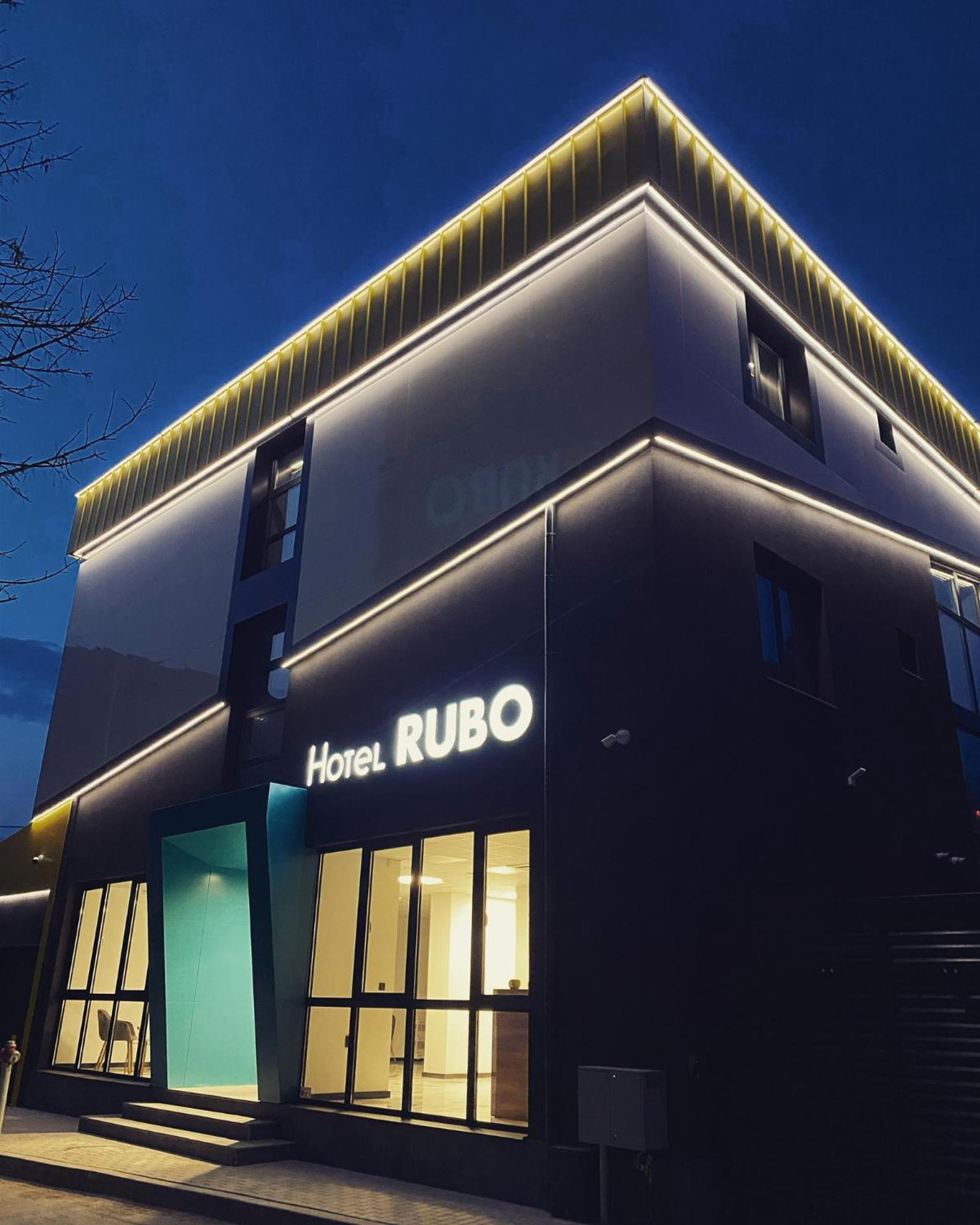1. Rubo Hotel