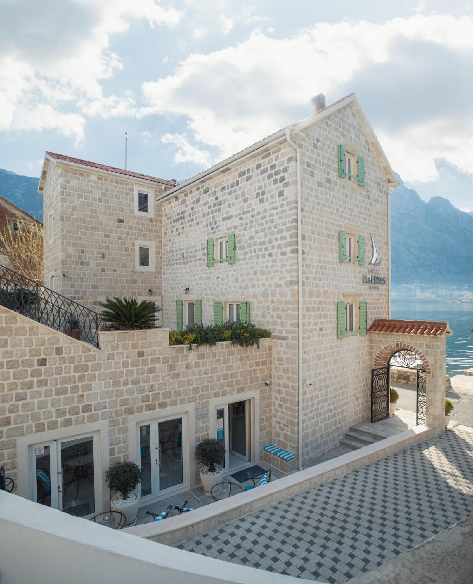 5. Hotel Libertas