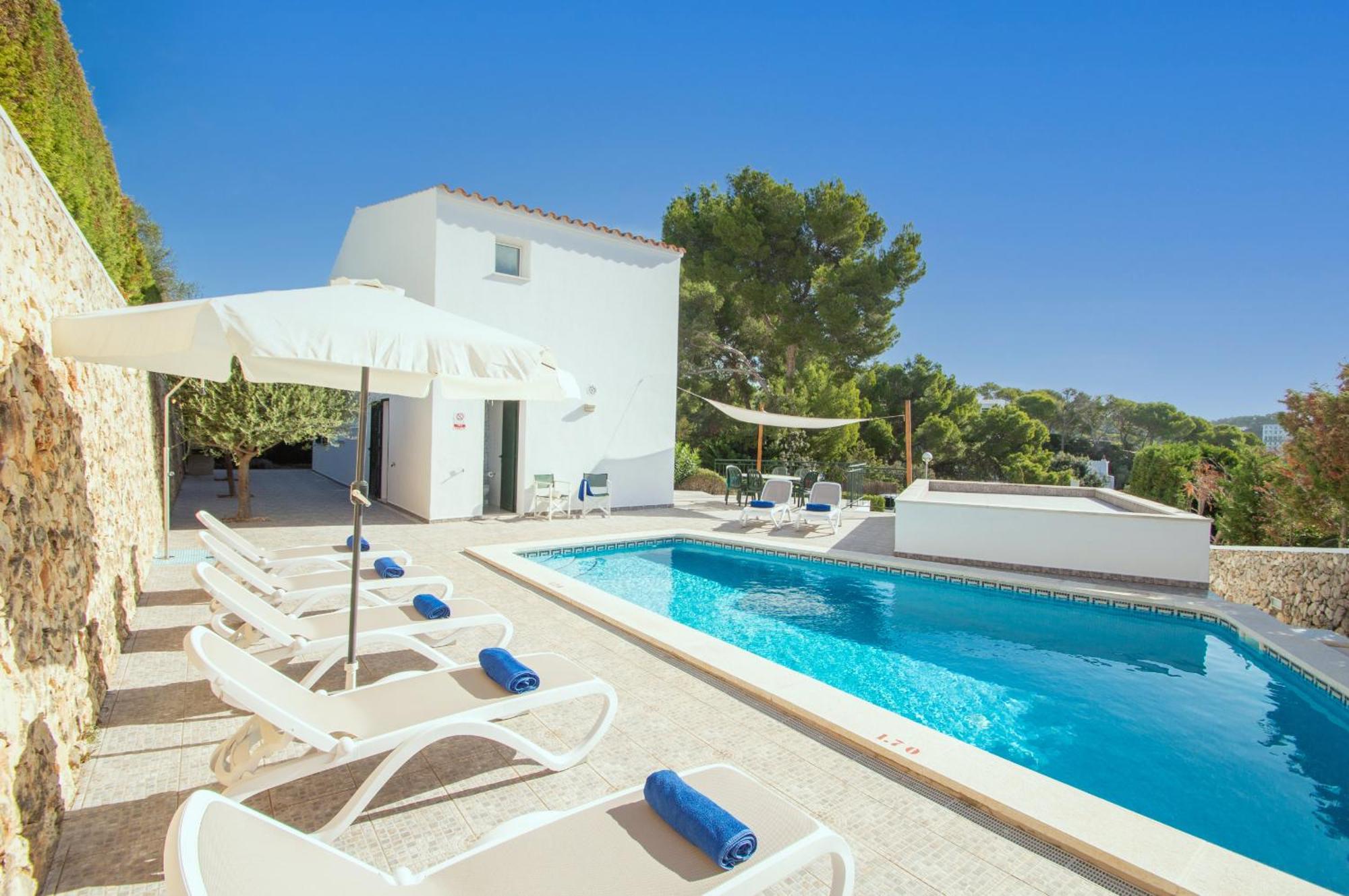 3. Villa Violeta