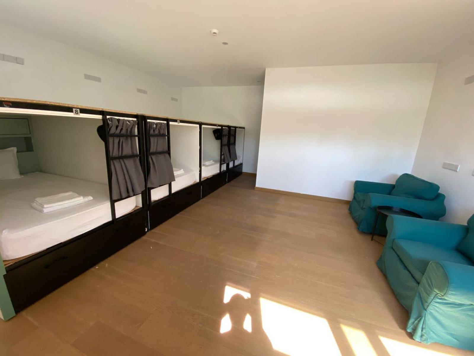 7. Urban Habitat Capsule Beds