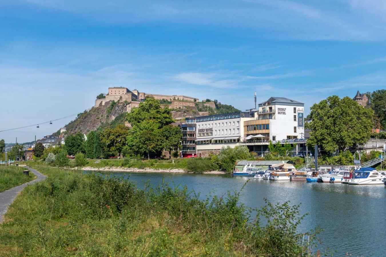 9. Diehls Hotel