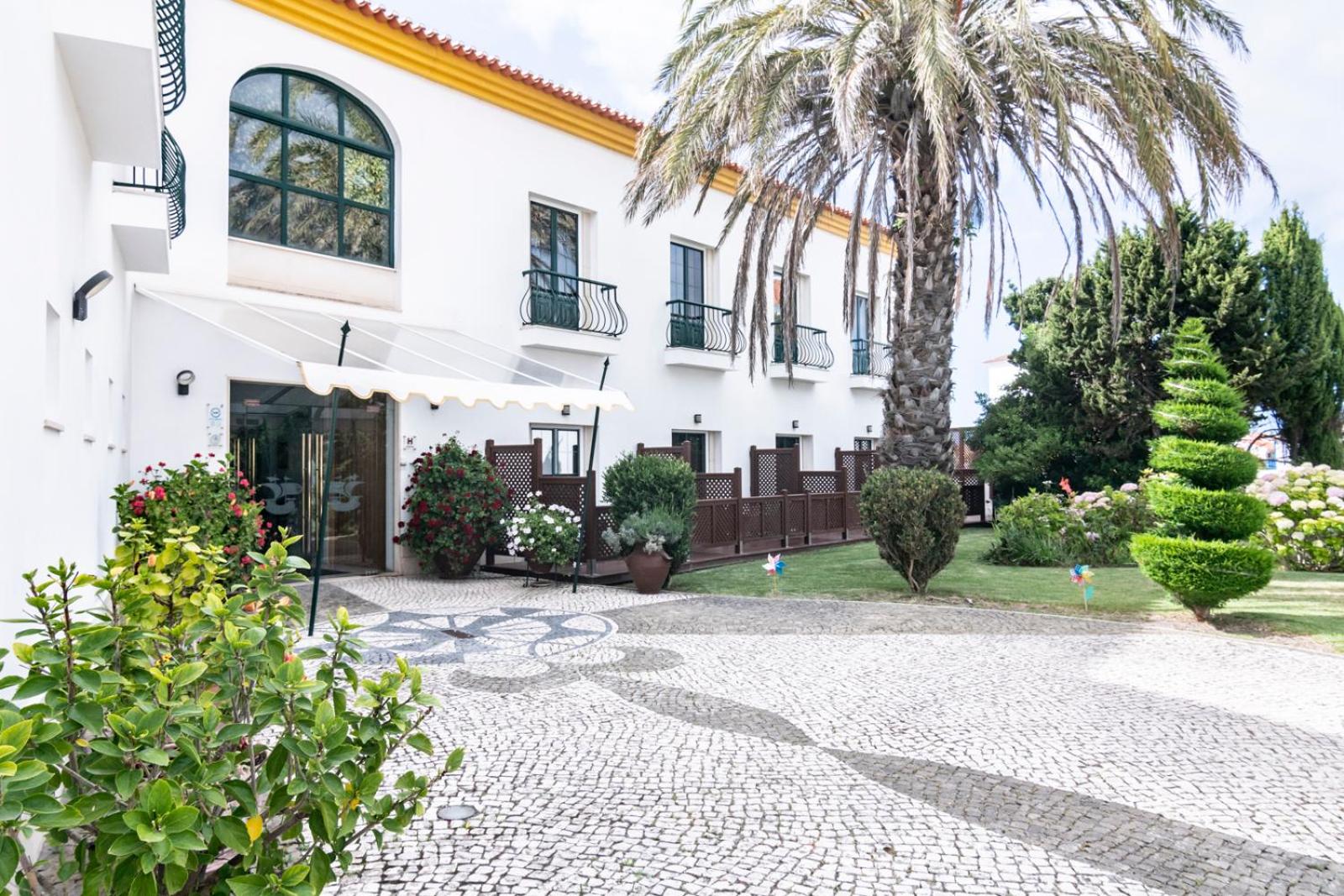 Top 10 Places To Stay in Sines