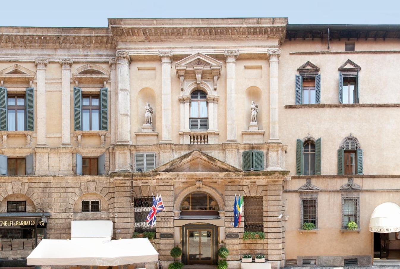 2. Accademia