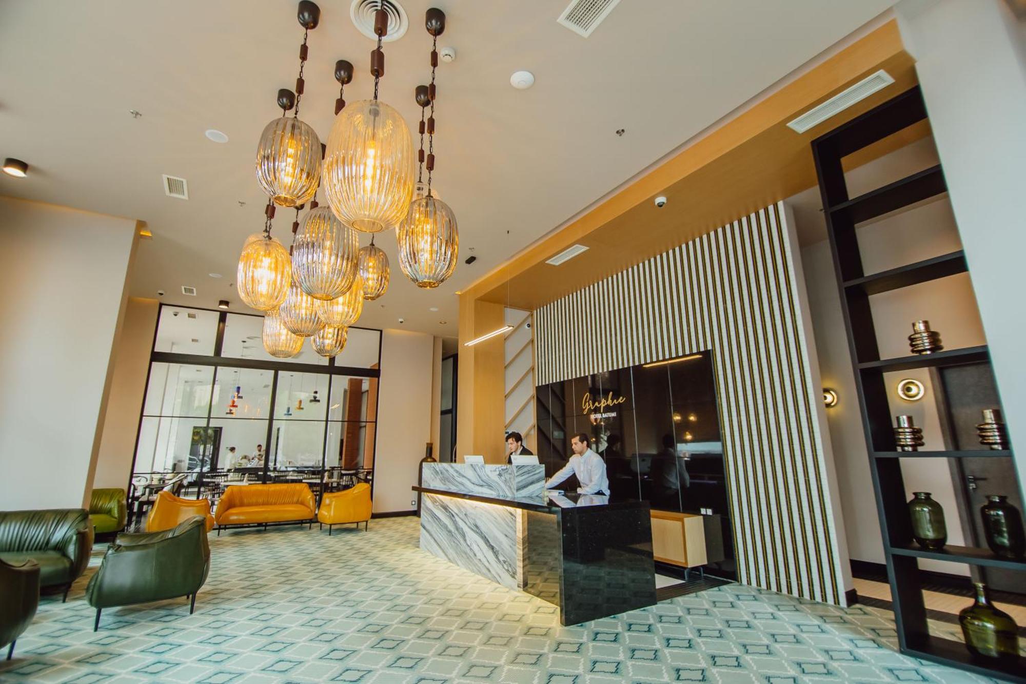 3. Graphic Hotel