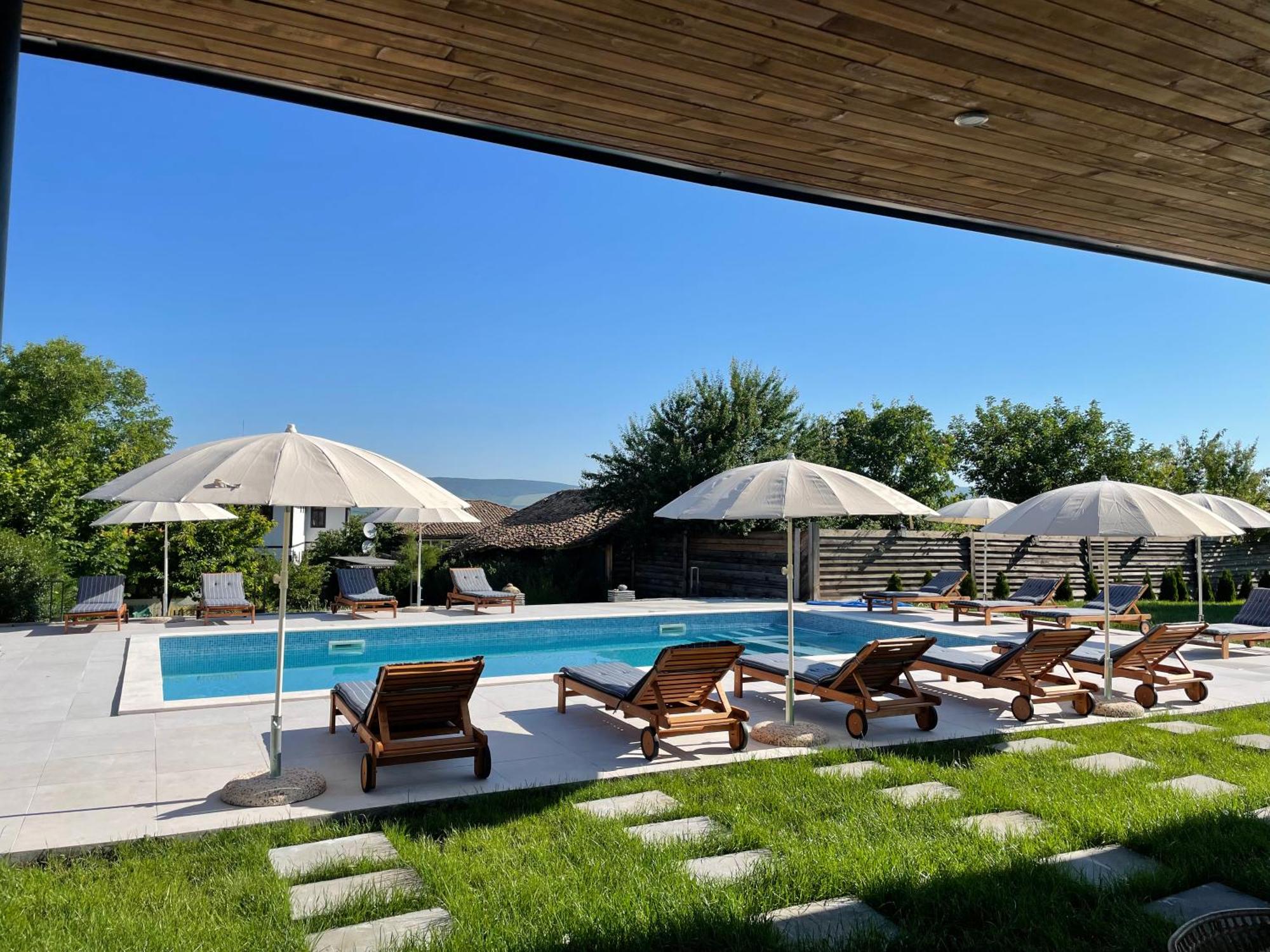 10. Mutafova Guest House