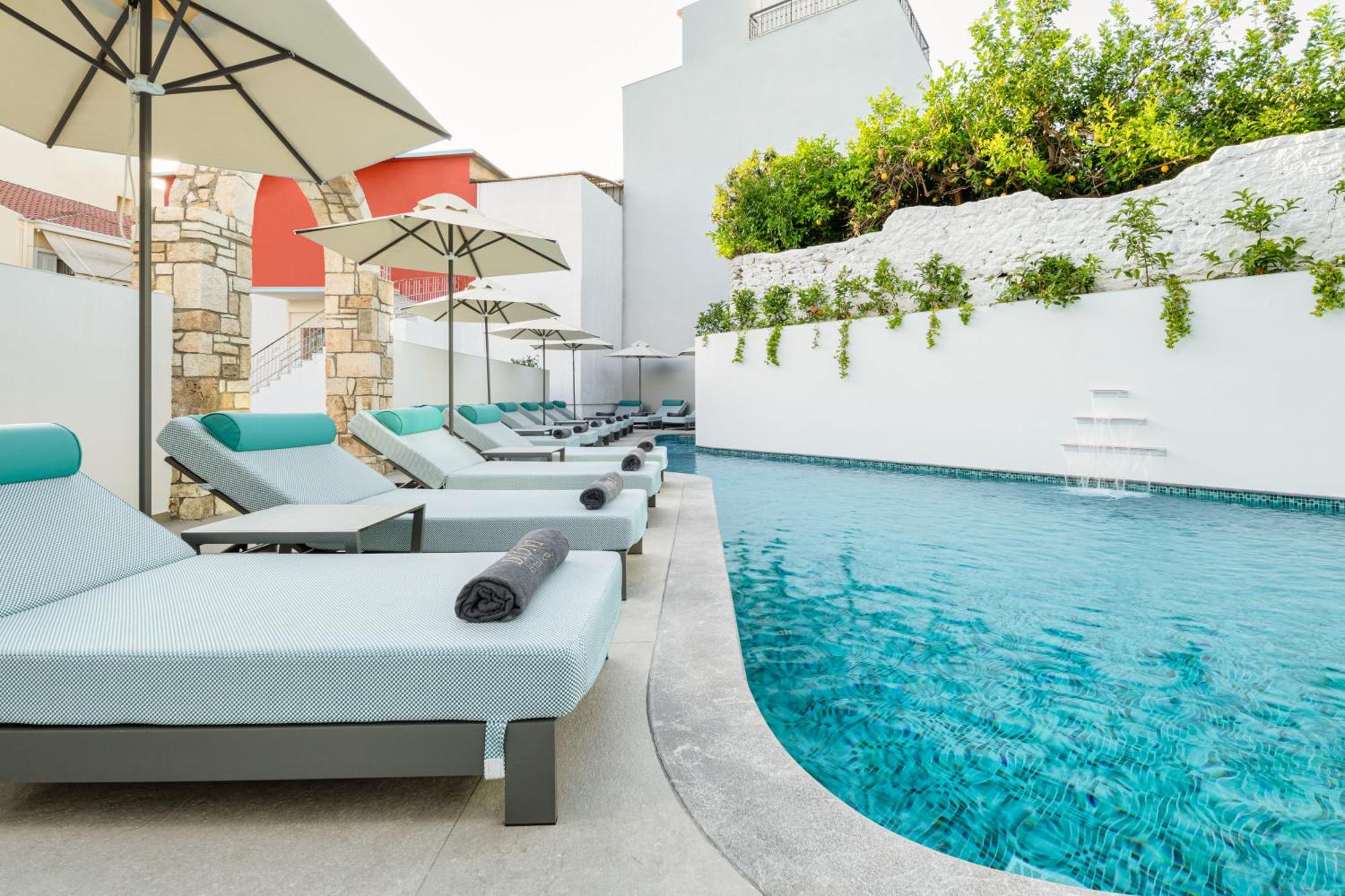 2. Dioni Boutique Hotel