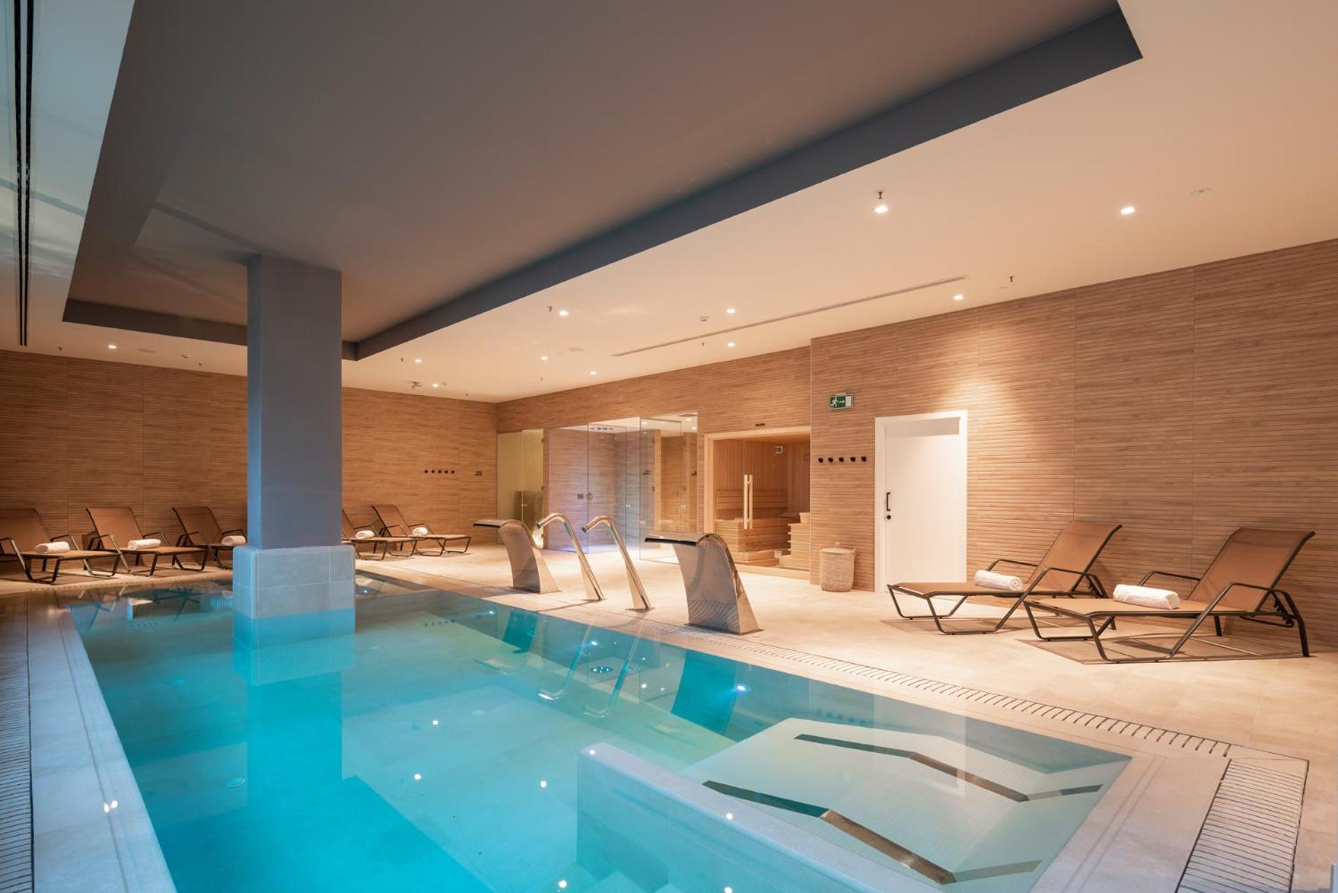 1. Hotel Attica21 Vigo 4****S Business & Wellness